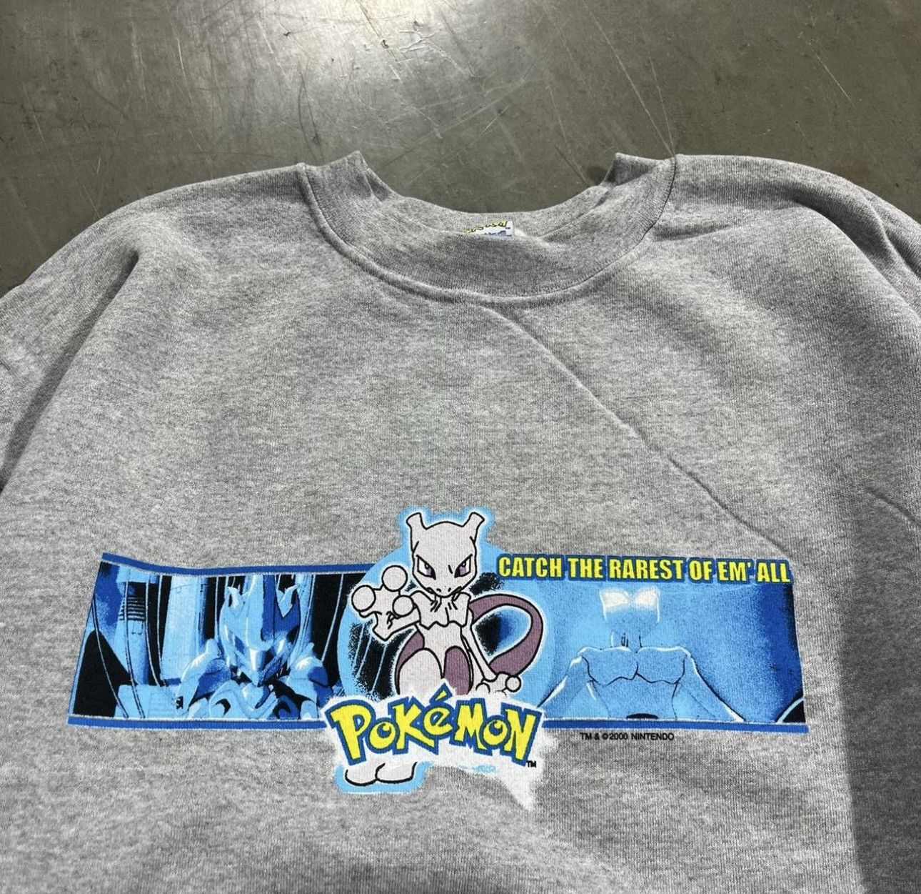 Vintage Pokémon Licensed 2000 Mewtwo “Catch the rarest of em’ all” Size US XL / EU 56 / 4 - 3 Thumbnail