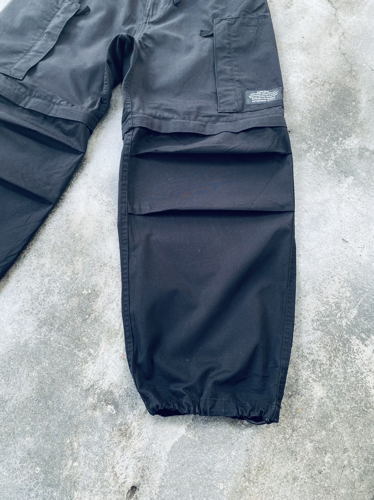 GU × Undercover Undercover Gu Parachutes Cargo Pants Size US 30 / EU 46 - 23 Thumbnail