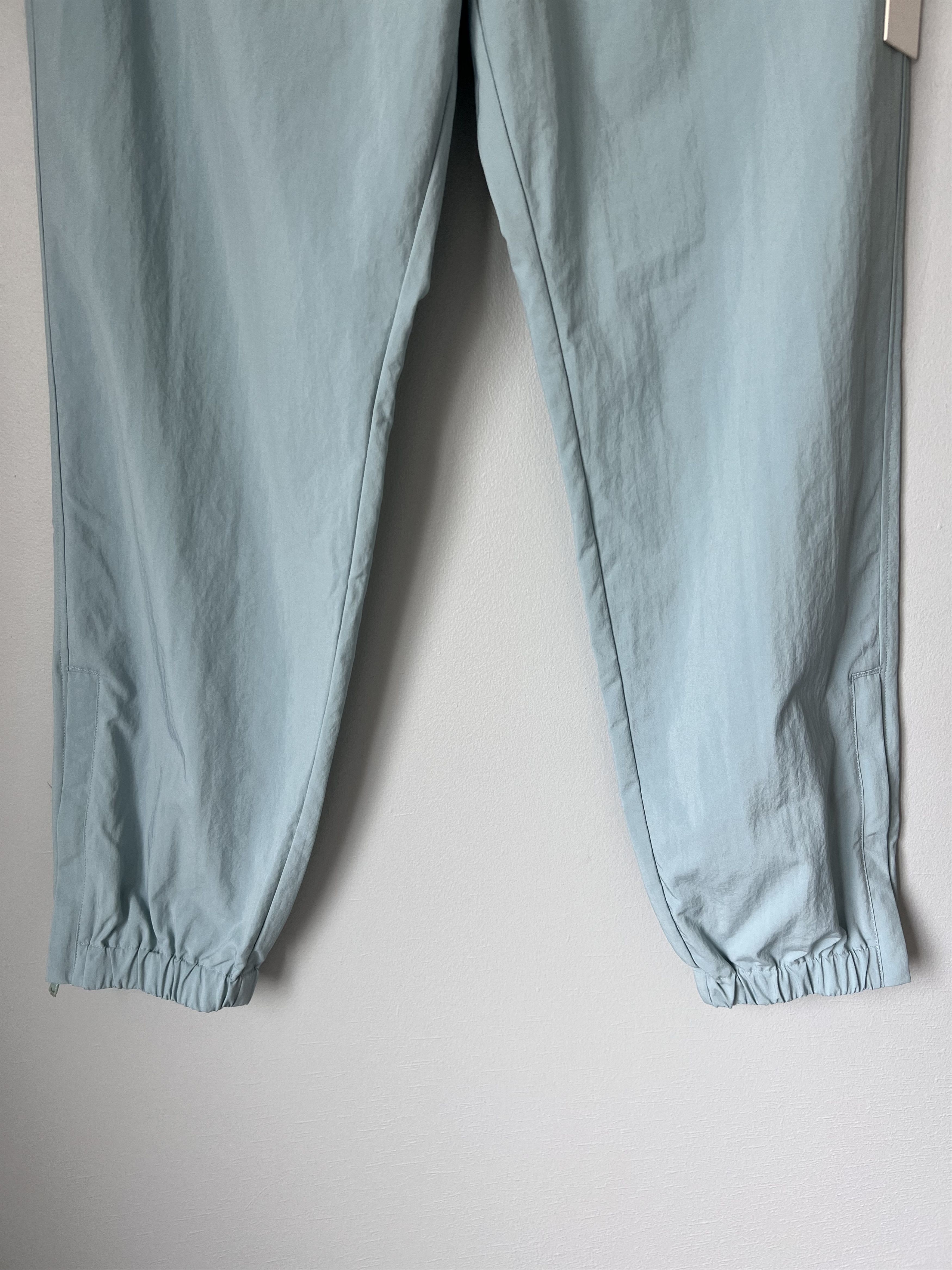 Aime Leon Dore Aime Leon Dore Unisphere Logo Nylon Track Pants Tourmaline Size US 34 / EU 50 - 3 Thumbnail