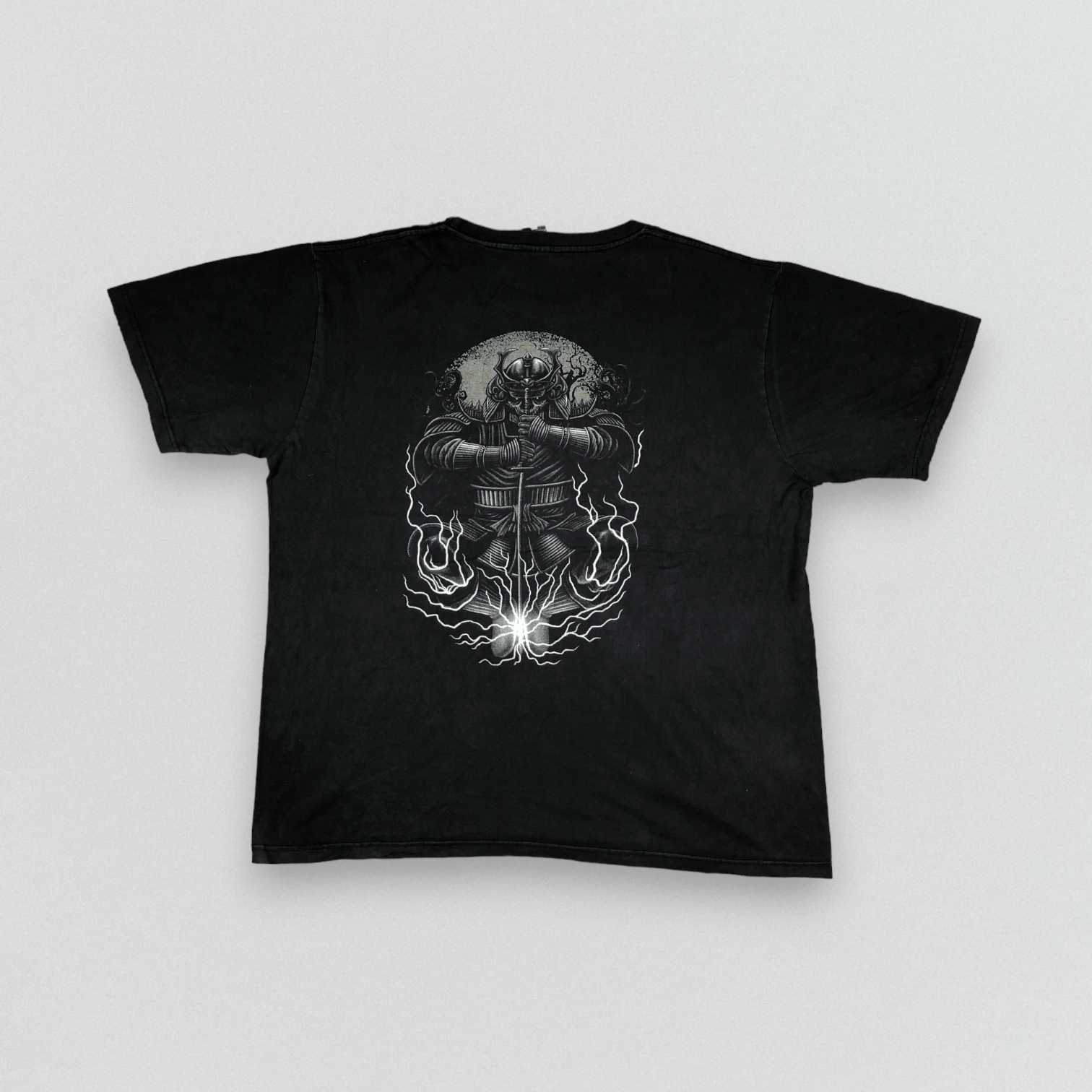 Japanese Brand Vintage Horror Samurai T-shirt Size US XL / EU 56 / 4 - 2 Thumbnail