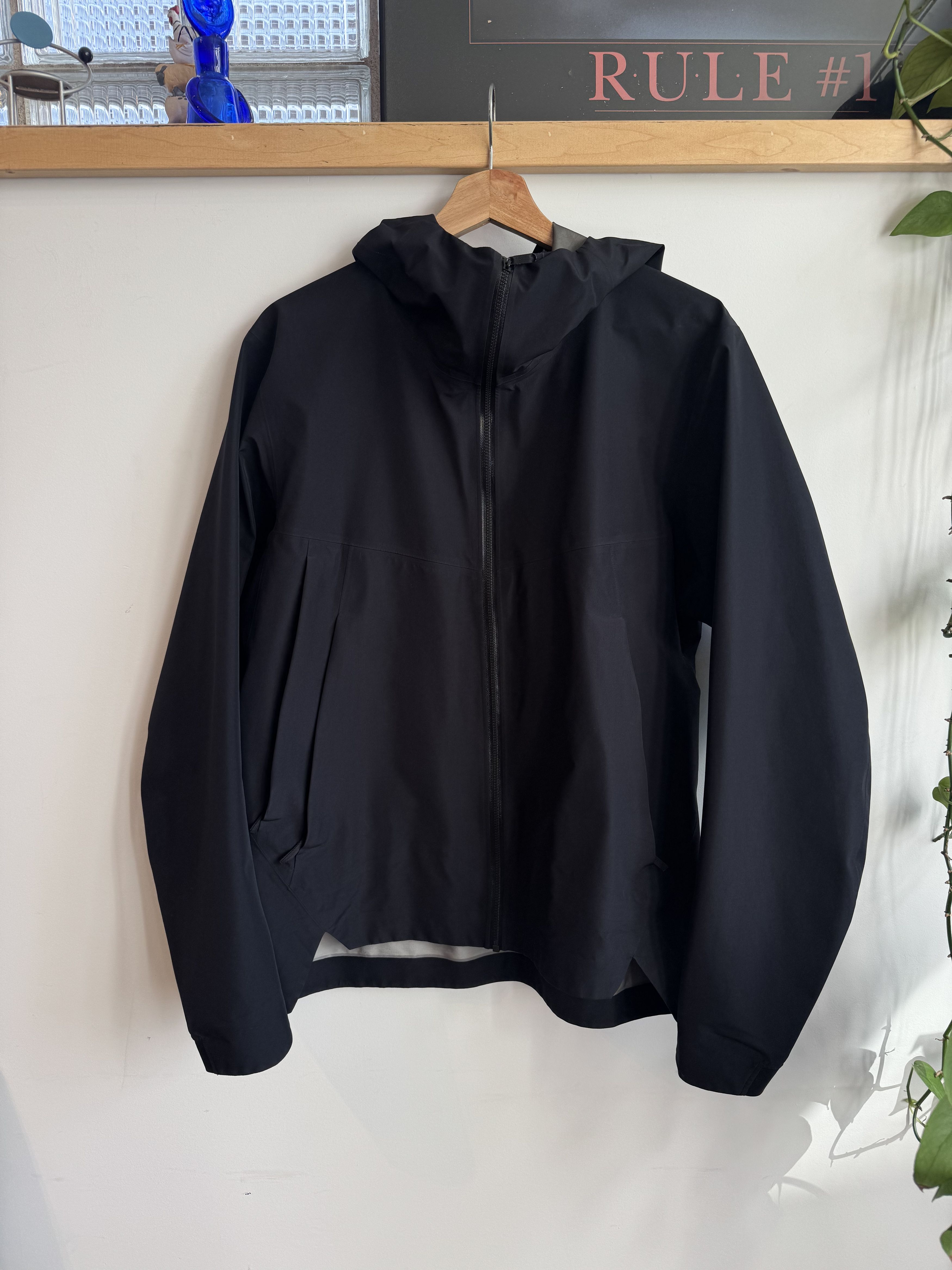 ARCTERYX VEILANCE  achrom jacket ブラック Arc'teryx Veilance Achrom Is Jacket, $1,141 | farfetch.com