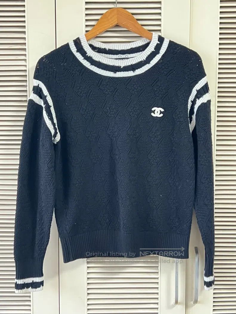 Chanel Chanel 22C black and white colour-block knitted sweater Size XXS / US 00 / IT 34 - 1 Thumbnail