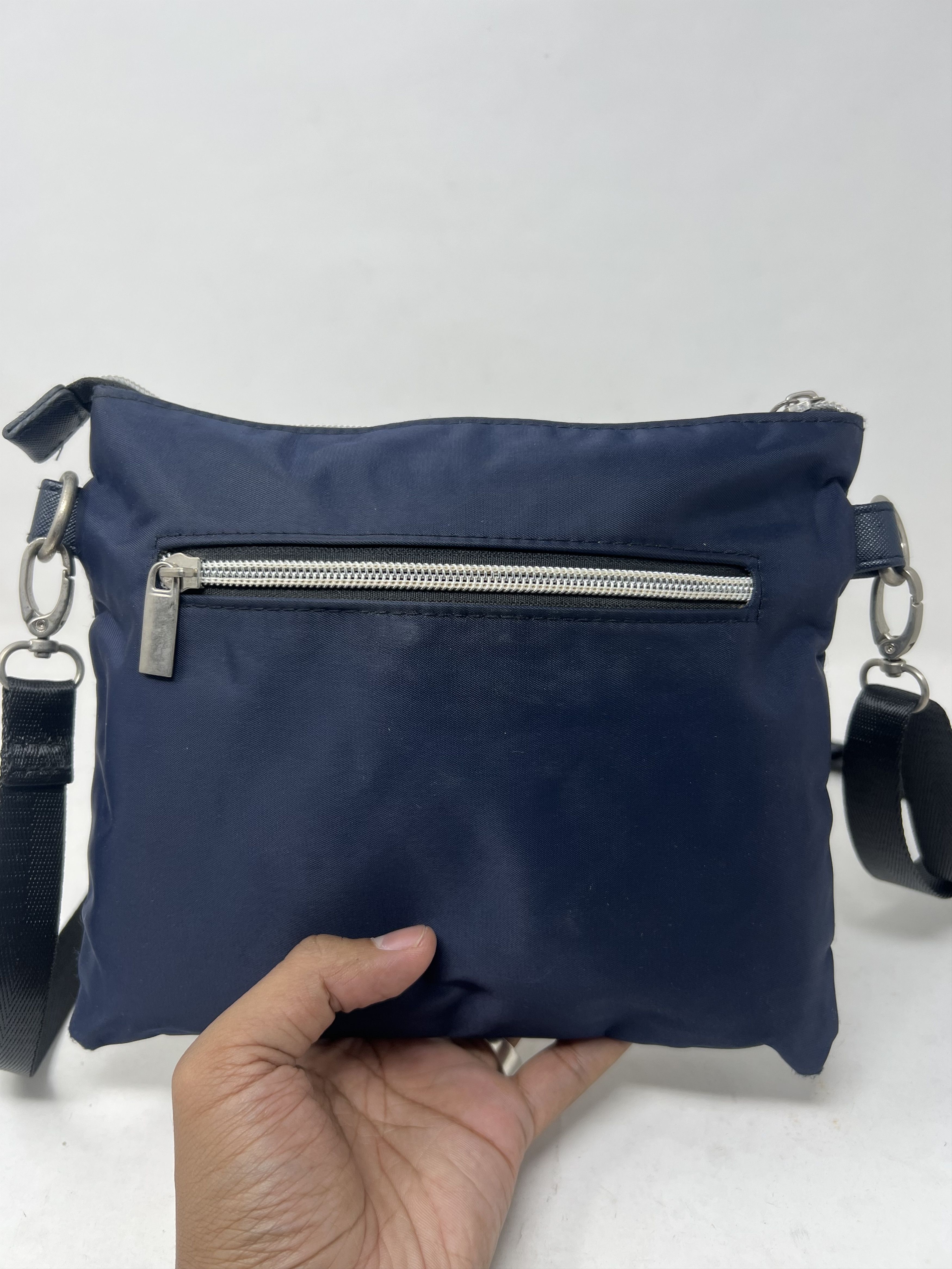 Takeo Kikuchi Takeo Kikuchi Crossbody Sling Bag Size ONE SIZE - 5 Thumbnail