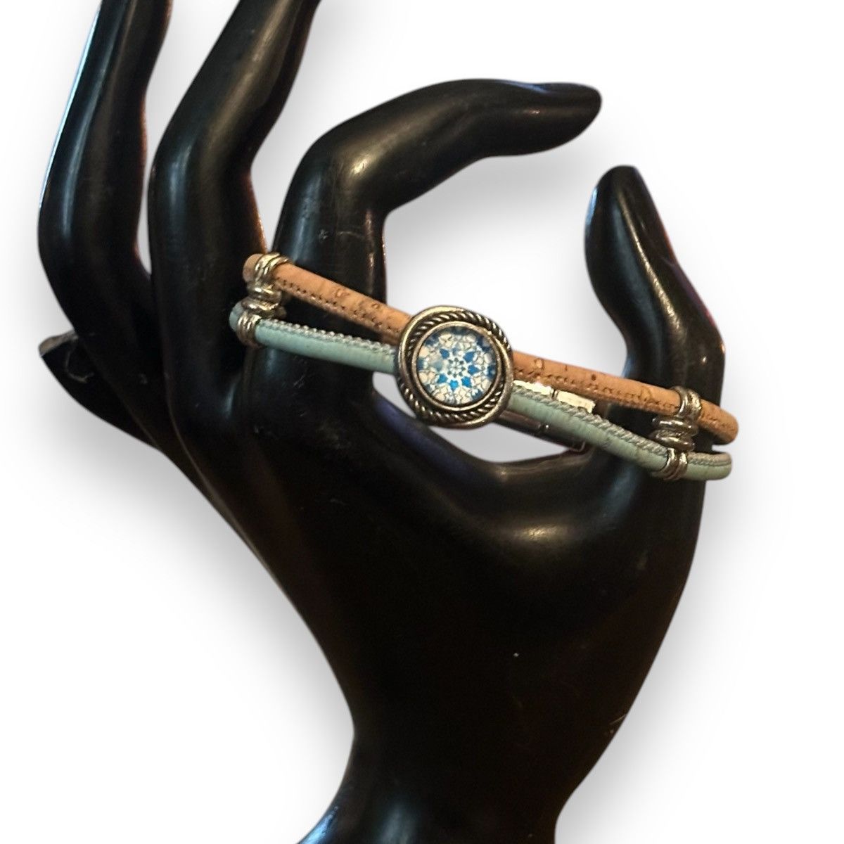 Other Blue and white pattern charm double cork band bracelet Size ONE SIZE - 2 Thumbnail