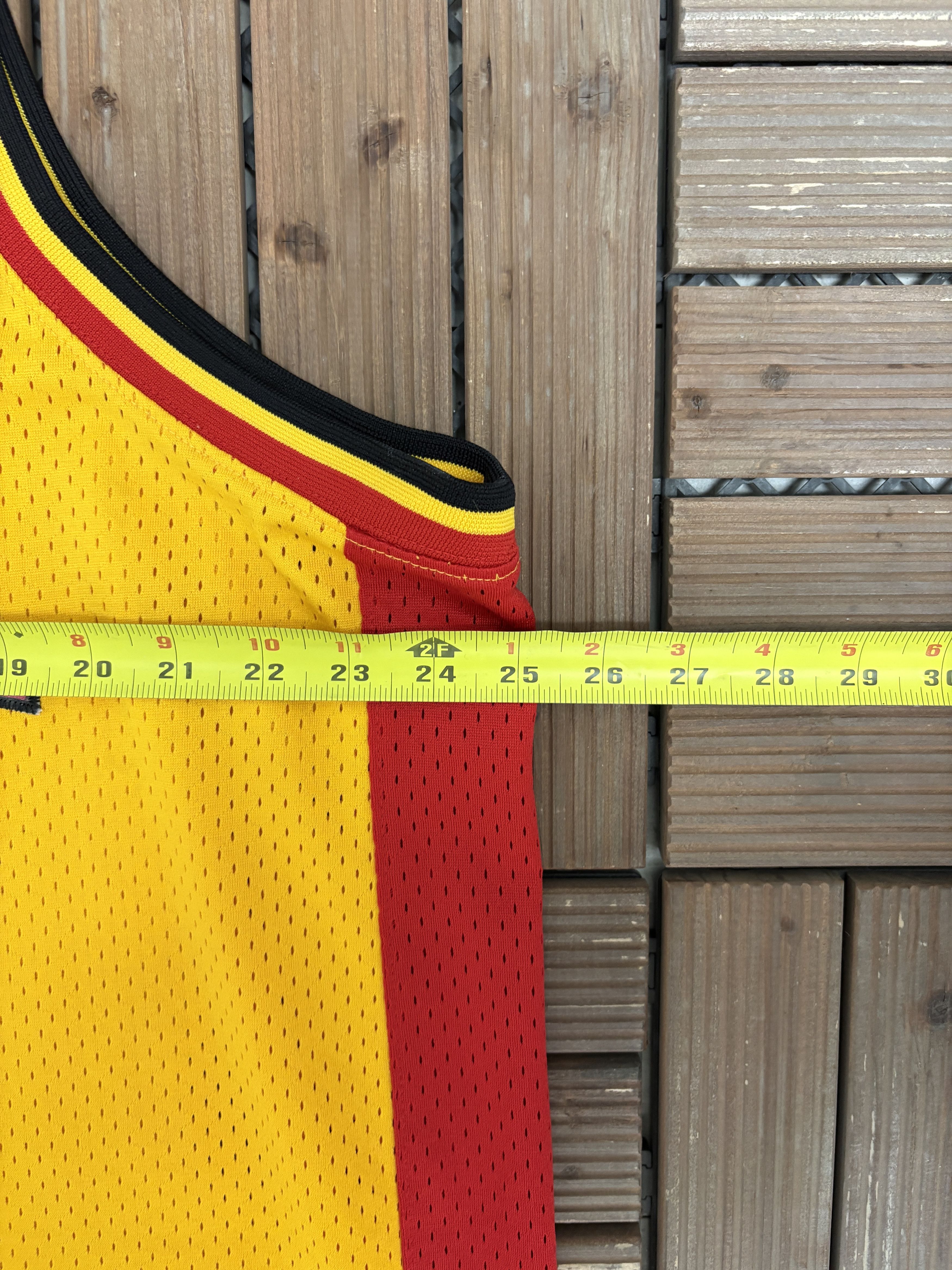 Jordan Brand Oak Hill Academy Carmelo Anthony Vintage Basketball Jersey Size US XXL / EU 58 / 5 - 6 Thumbnail
