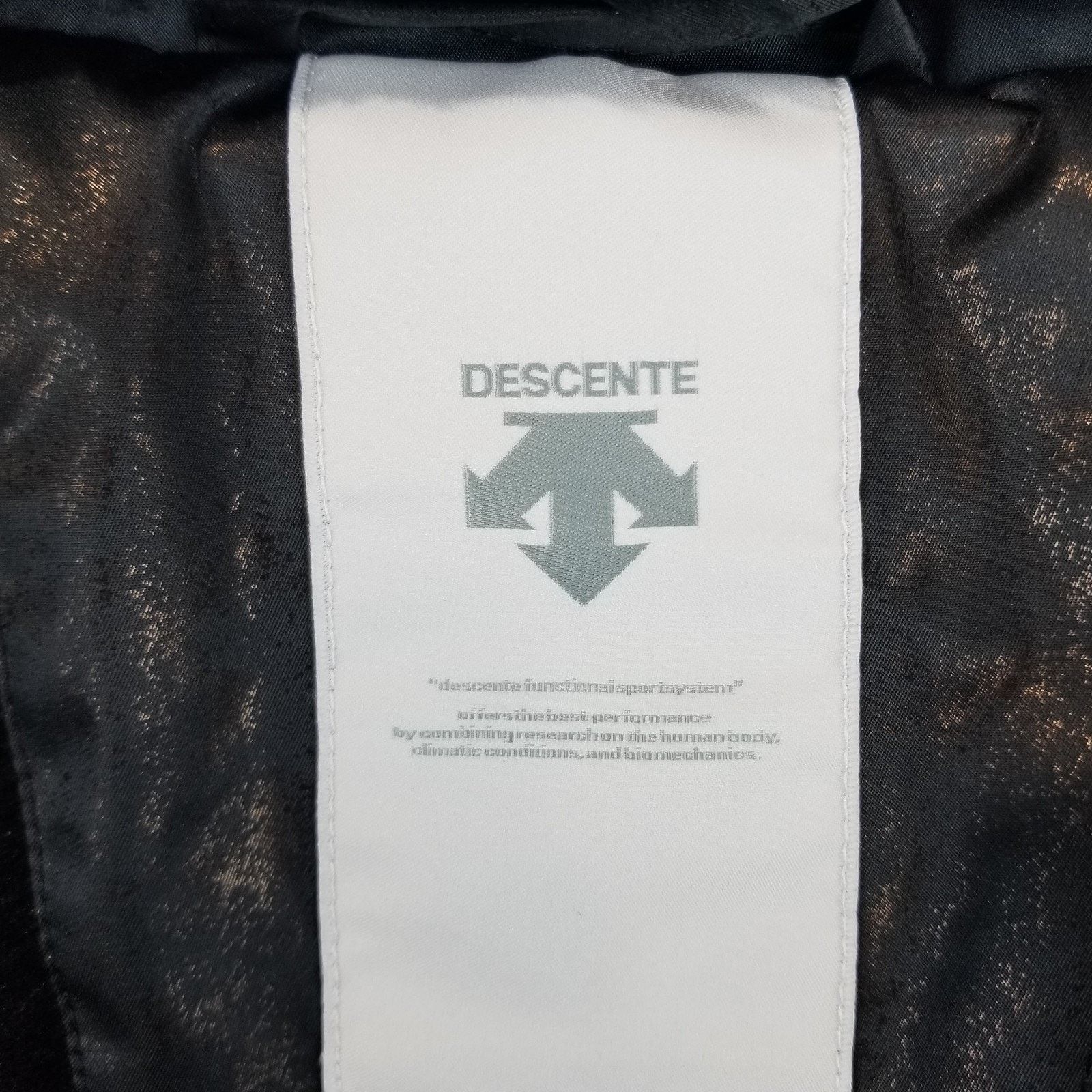Descente Descente Womens 10 Down Jacket D5-9303 Fur Hood HEAT NAVI Size L / US 10 / IT 46 - 7 Thumbnail