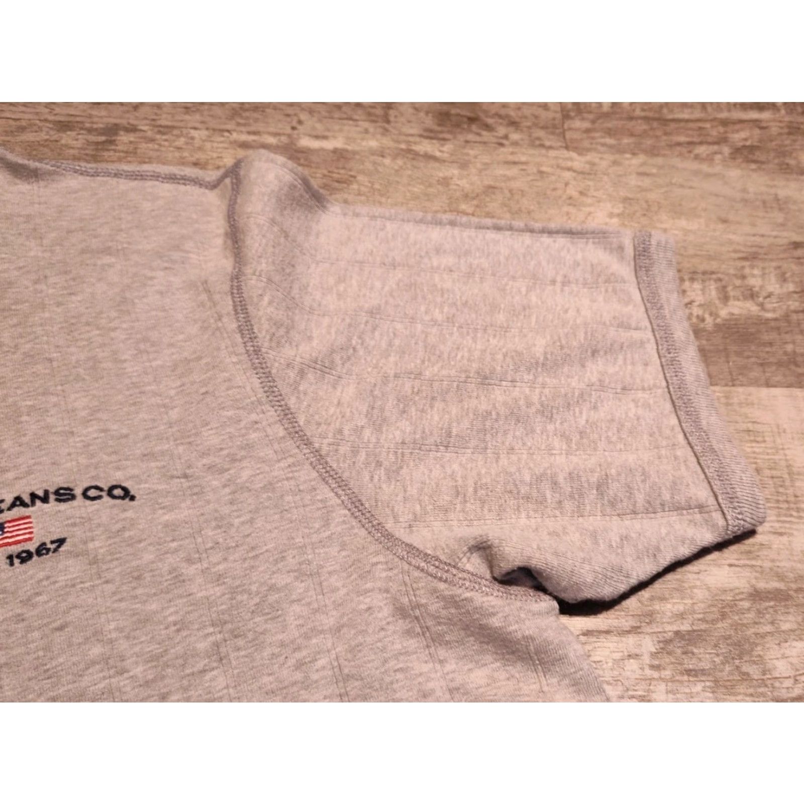 Ralph Lauren VINTAGE Ralph Lauren Polo Jeans Co T-Shirt Men’s M Gray V-Neck Short Sleeve USA Made Size US M / EU 48-50 / 2 - 4 Thumbnail