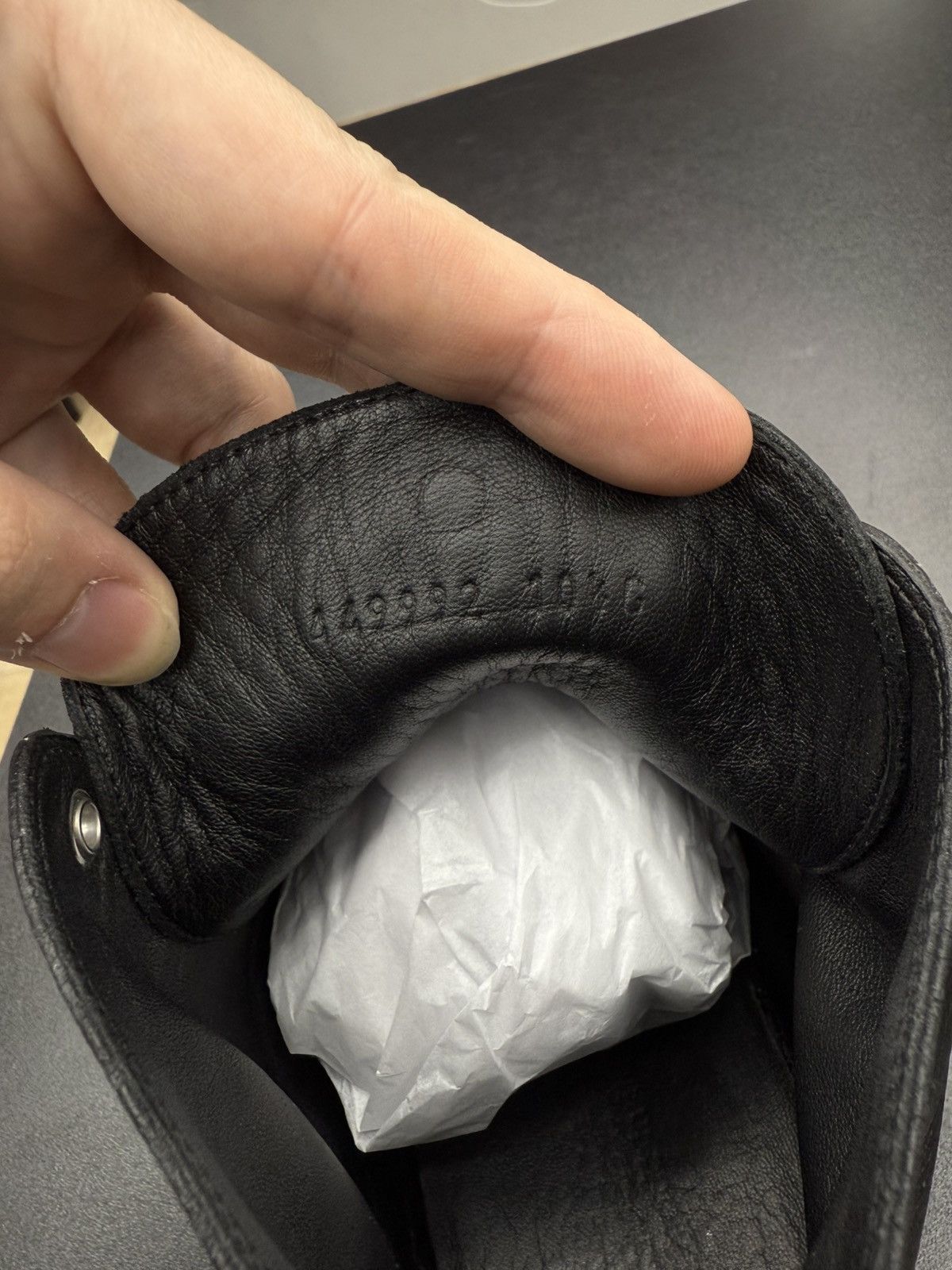 Gucci Gucci Men's Black Blind For Love Leather High Top Sneaker Size US 11 / EU 44 - 19 Thumbnail