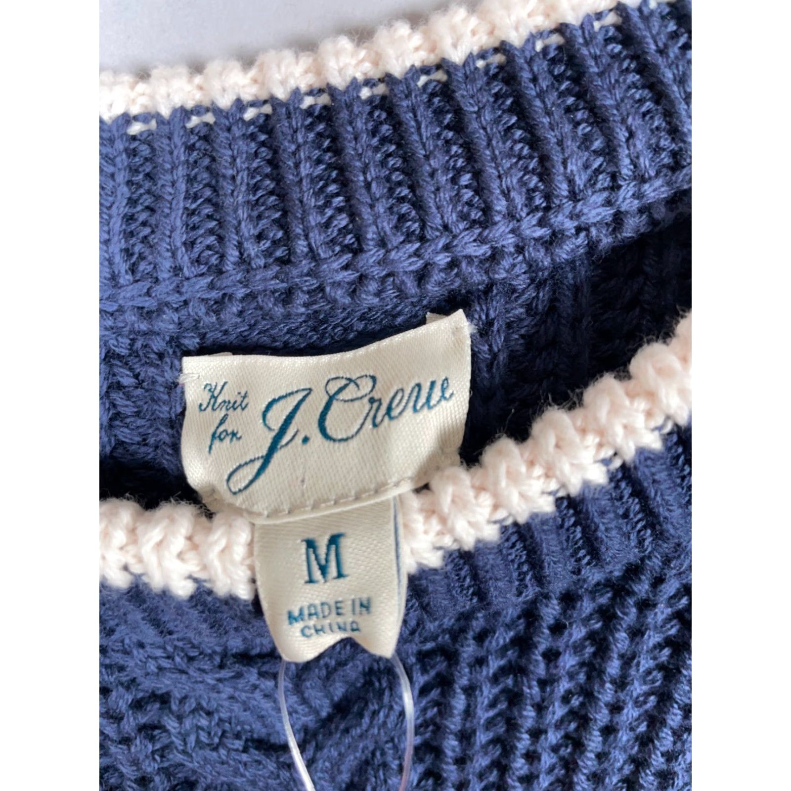 J.Crew VINTAGE J.Crew Sweater Pullover Cable Knit Adult Medium Men’s Fall Winter Dark Blue Red Stripe Unworn Size US M / EU 48-50 / 2 - 3 Thumbnail