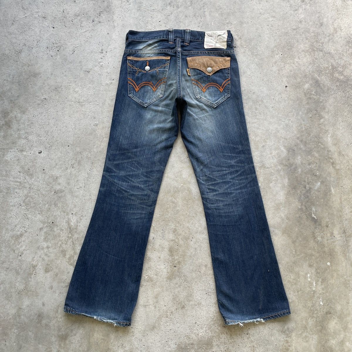 Edwin Vintage Edwin Distressed FLARE Jeans Faded BOOTCUT Pants W34 Size US 34 / EU 50 - 2 Thumbnail