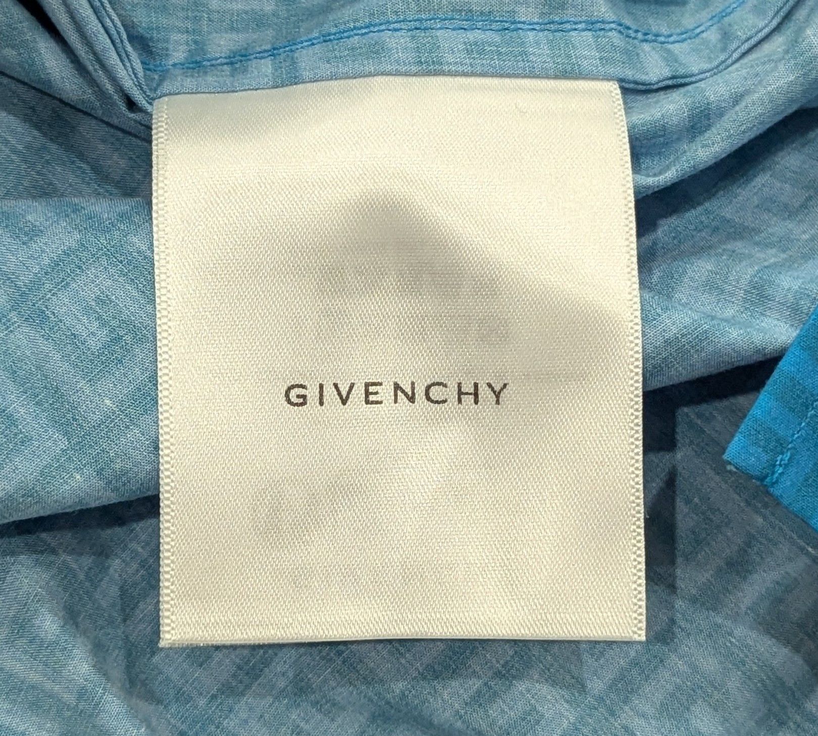 GIVENCHY Boxy Fit 4G Logo SS Button Up Shirt Blue 39 US 15.5
