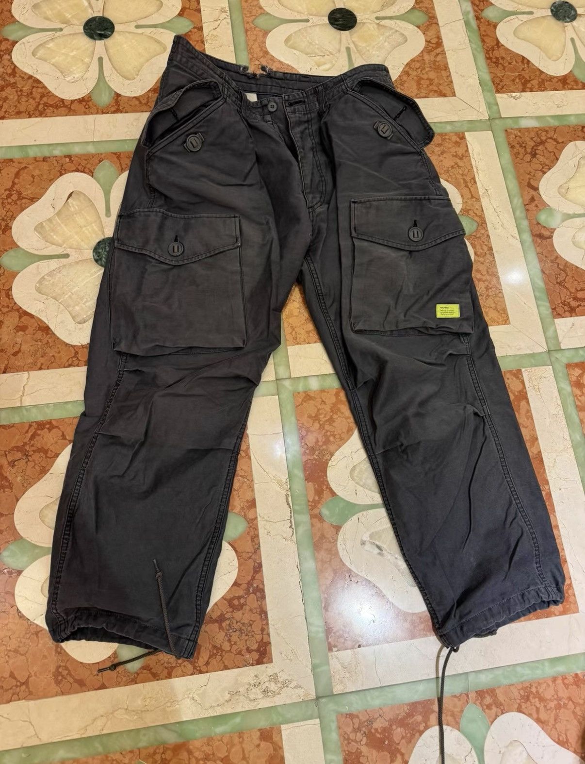 Madness MADNESS Cargo Pants J40 Size US 34 / EU 50 - 1 Thumbnail