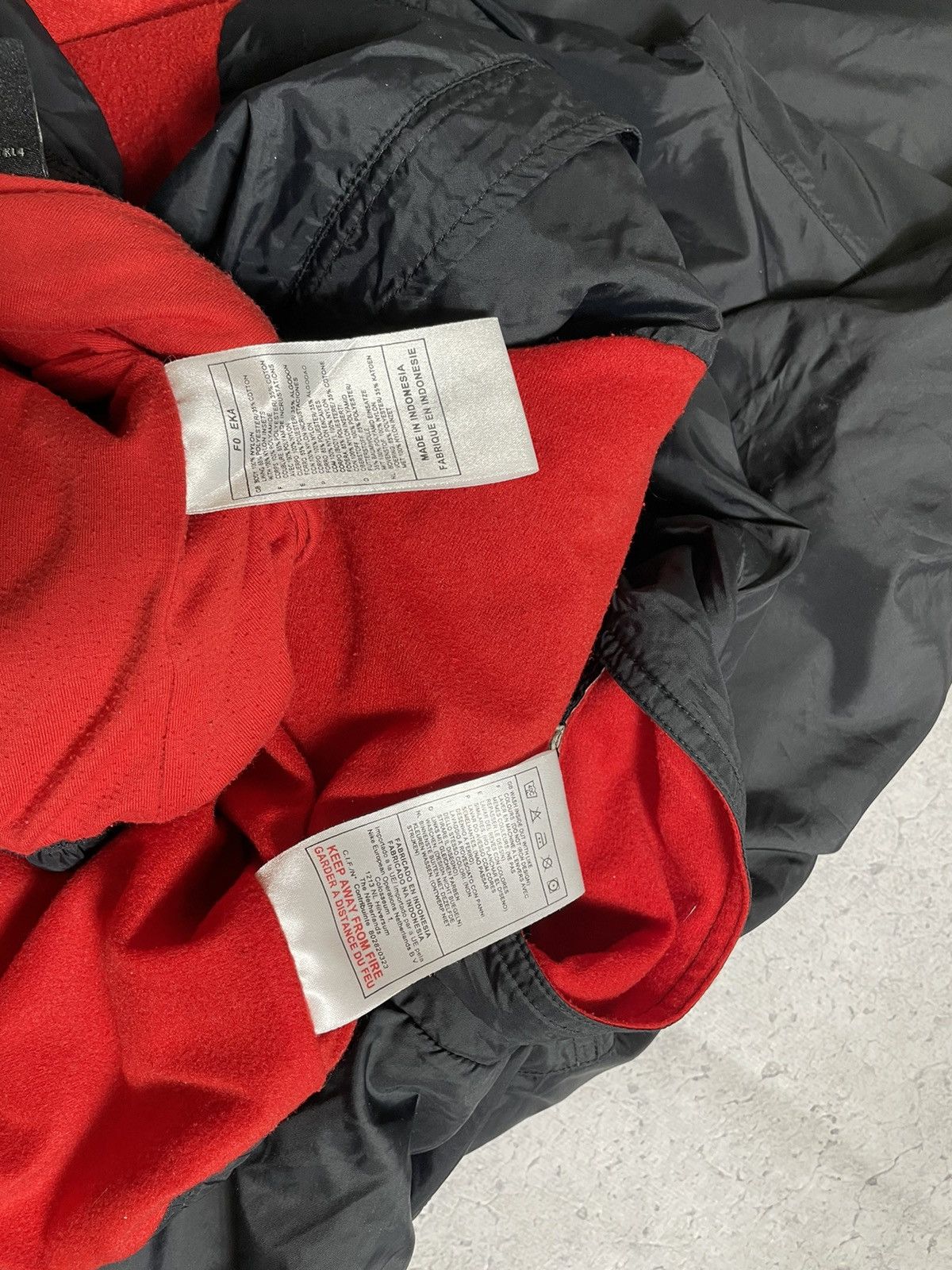 Nike Nike Nylon Track Suit Drill Jacket And Pants Y2K Vintage Size US L / EU 52-54 / 3 - 7 Thumbnail