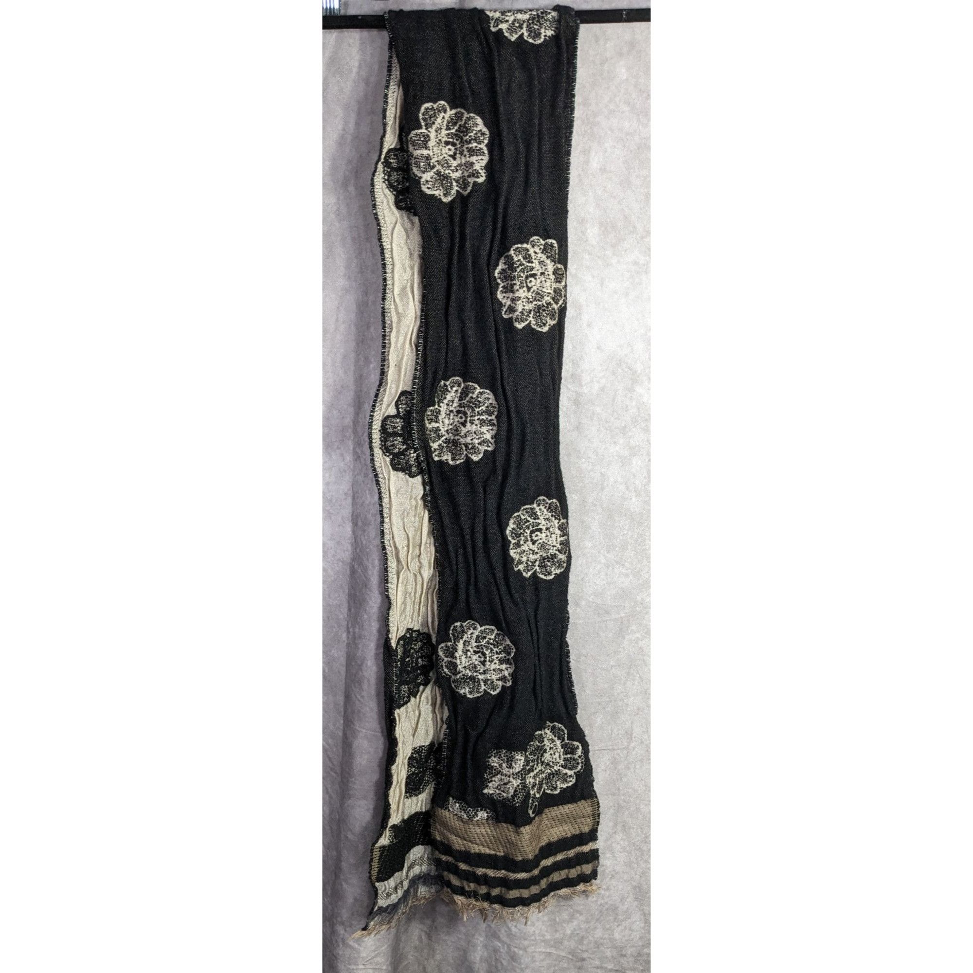 Other Vintage Guillaume De Mon Paris Black Floral Scarf Made In Fr Size ONE SIZE - 6 Thumbnail