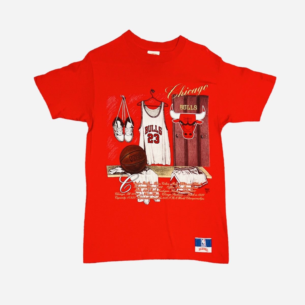 image of Vintage 90's Michael Jordan Chicago Bulls T-Shirt - Nutmeg in Red, Men's (Size Large)