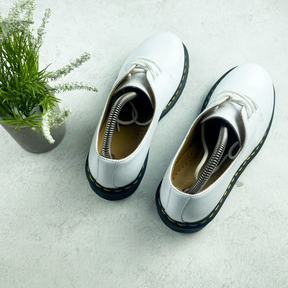 Dr. Martens Doc Martens White Patent Leather Croc Embossed Shoes Women Size US 9 / IT 39 - 3 Thumbnail