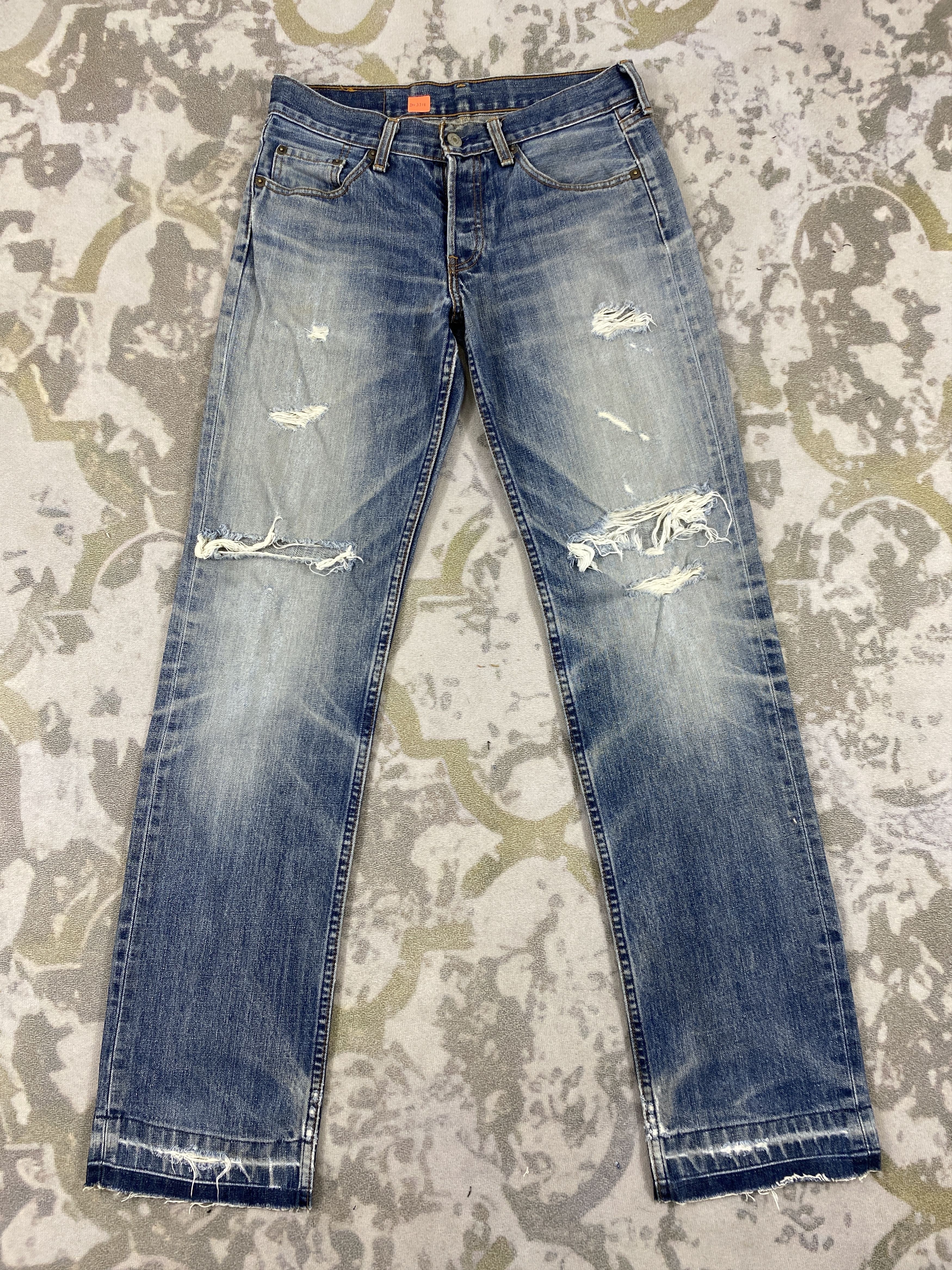 image of Distressed Denim x Levis Distressed Blue Vintage Levi's 522 Jeans 30X32 Denim- Jn3714 in Blue Distr