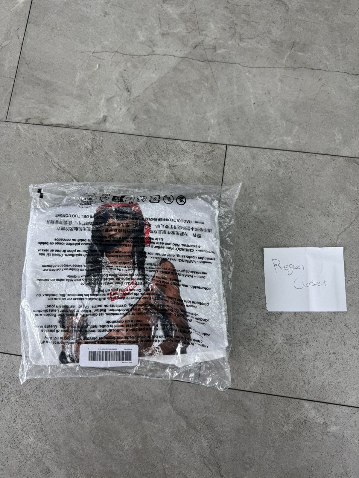 Supreme Supreme Playboi Carti WHITE Photo Tee IN HAND Size US L / EU 52-54 / 3 - 1 Thumbnail