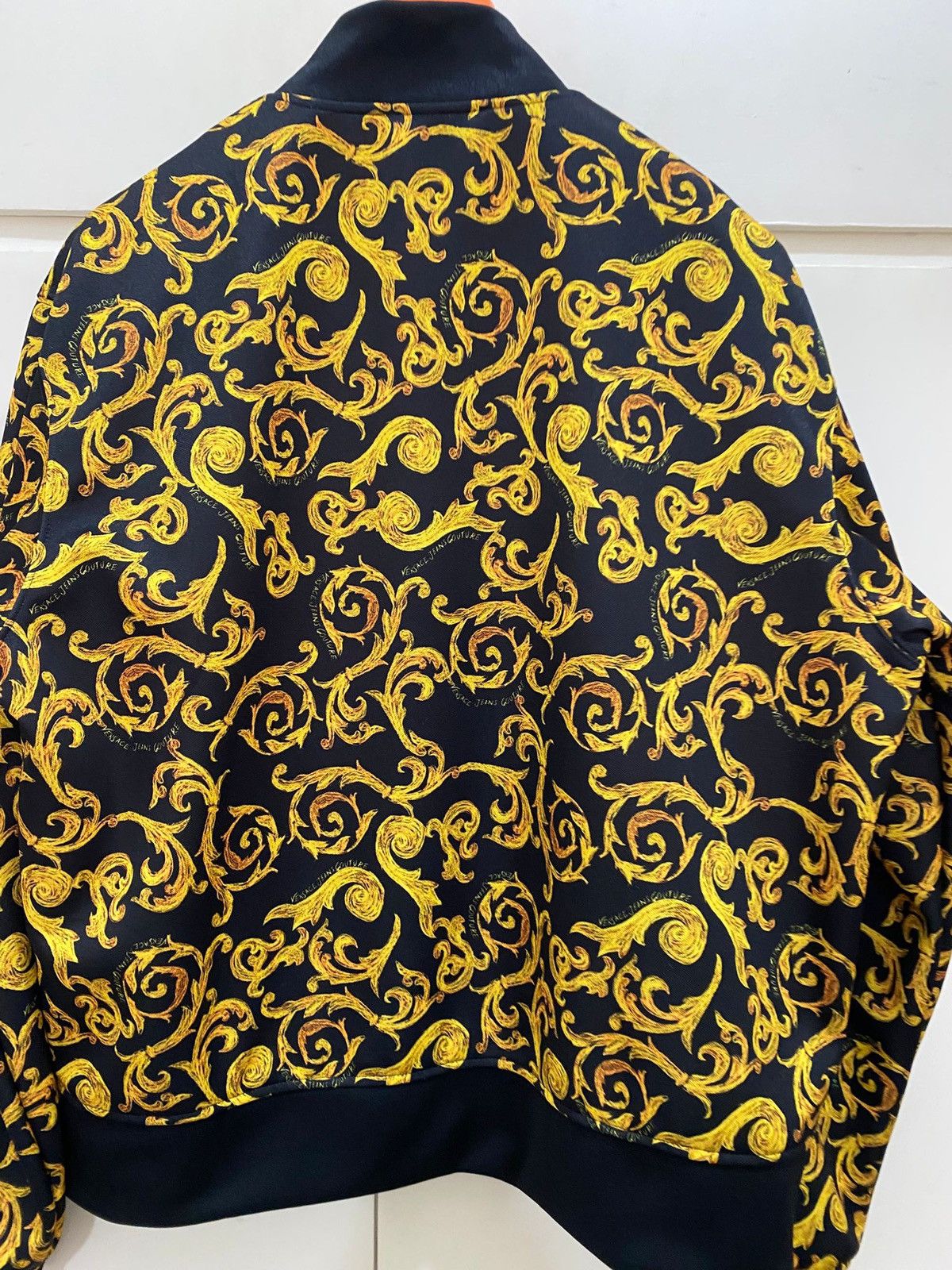 Versace Jeans Couture Versace Jeans Culture Tricetato Print Sketch Cori XL, new Size US XL / EU 56 / 4 - 16 Thumbnail
