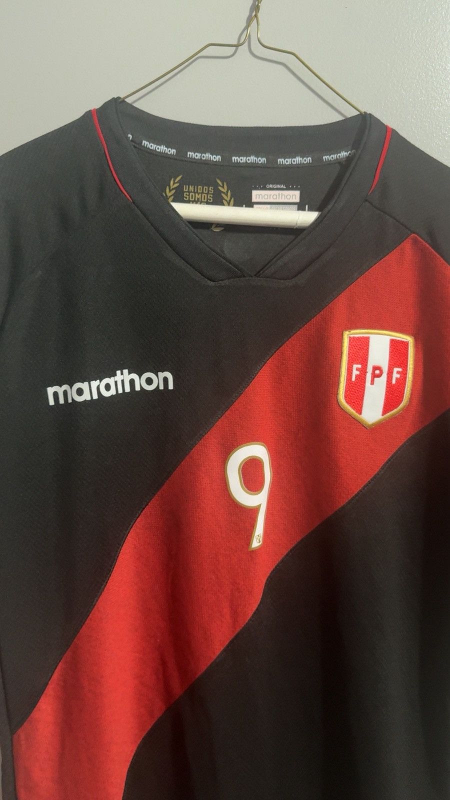 Vintage Peru Jersey 2022 Marathon Away Kit Lapadula #9 Size US XL / EU 56 / 4 - 3 Thumbnail