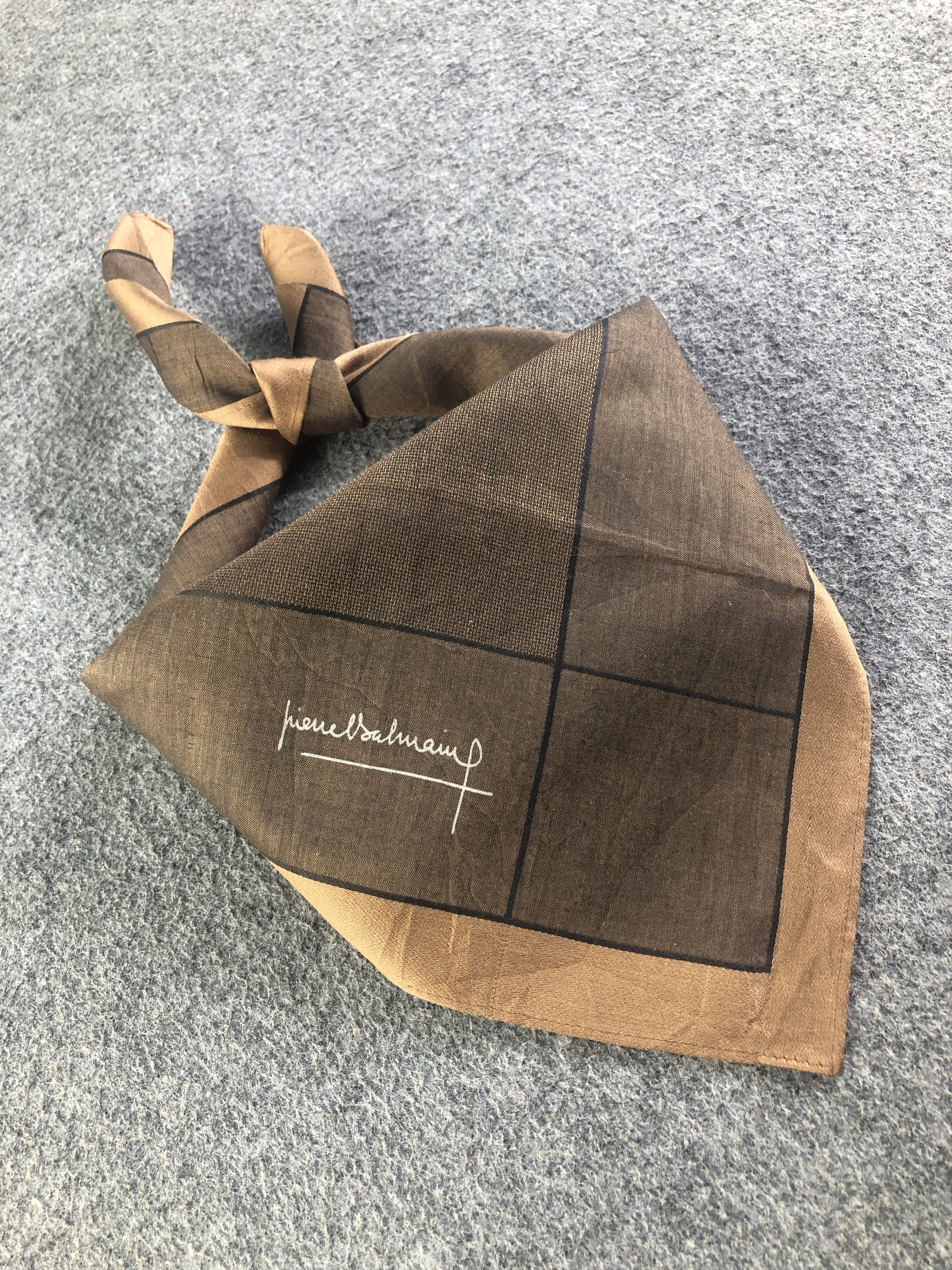 Pierre Balmain Pierre Balmain Handkerchief / Bandana / Neckerchief C475 Size ONE SIZE - 2 Thumbnail