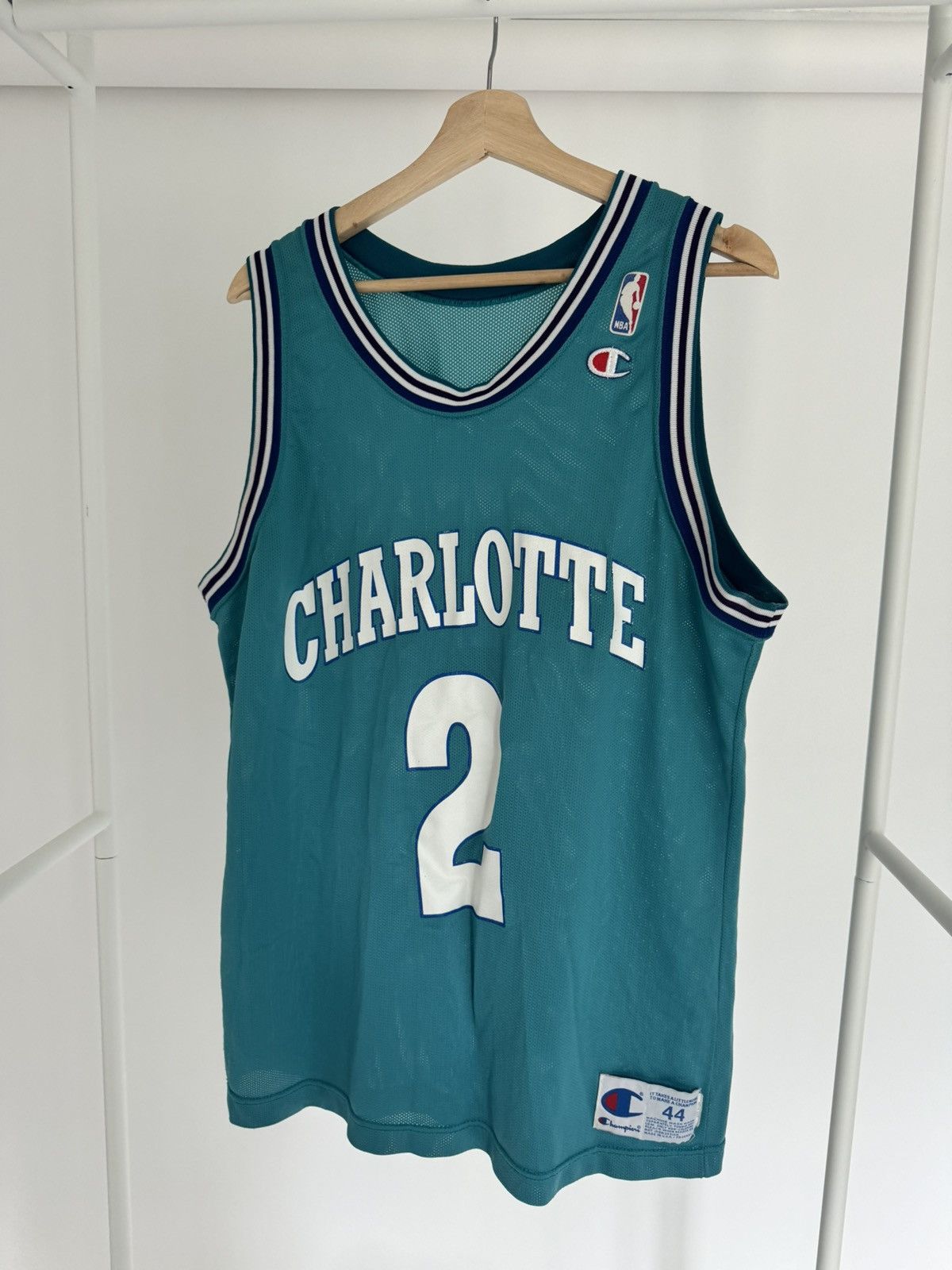 Champion Larry Johnson Charlotte Hornets Champion Jersey size 44 Size US S / EU 44-46 / 1 - 1 Thumbnail