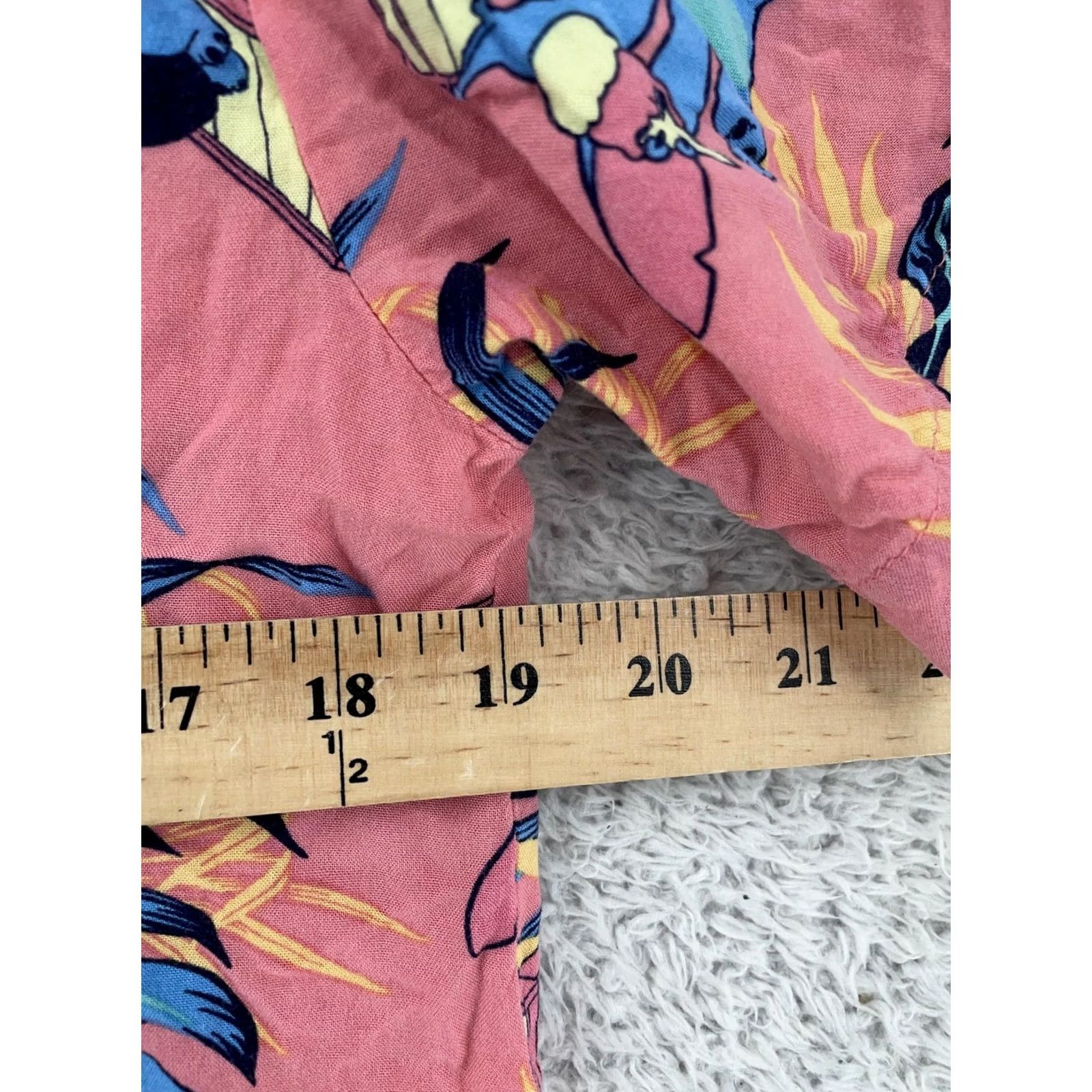 Disney Disney Stitch Rayon Hawaiian Shirt Mens S Pink Aloha Short Sleeve Button Up Size US S / EU 44-46 / 1 - 5 Thumbnail