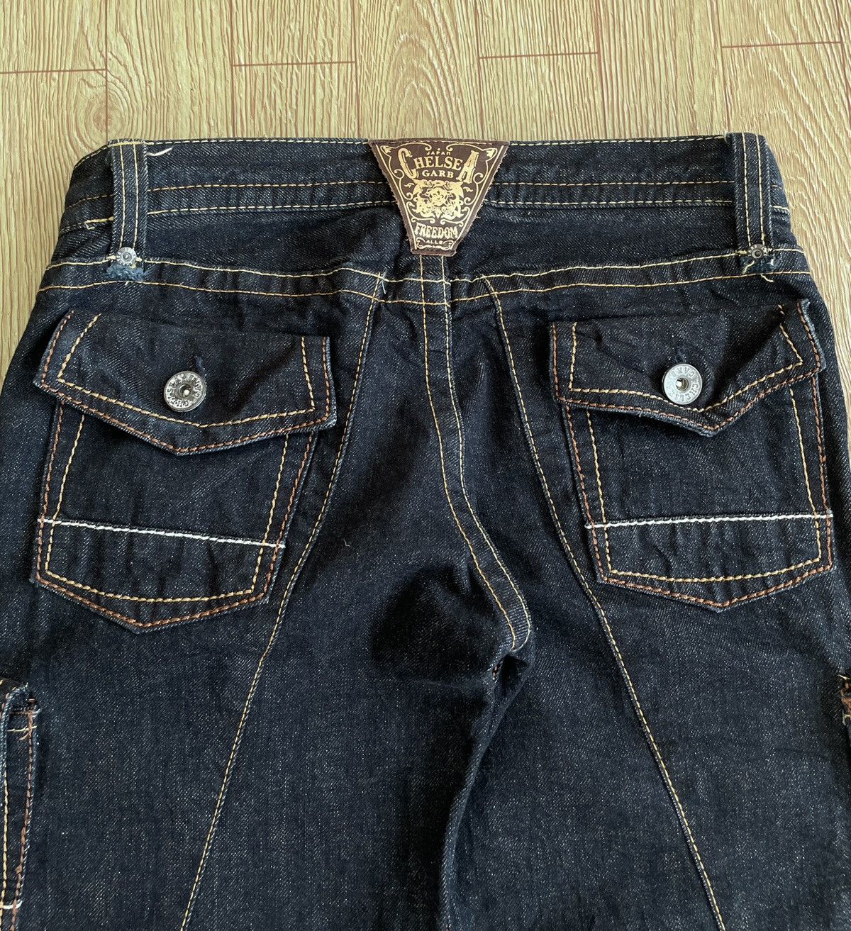 Le Grande Bleu (L.G.B.) Very Rare Vintage Brand Chelsea Gard Flared Jeans 1990s Size US 27 - 5 Thumbnail