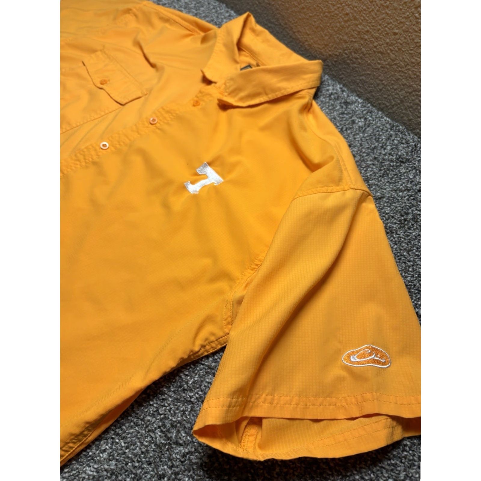 Vintage Drake Tennessee Shirt Mens XL Orange Button-Down Microfiber Shirt Size US XL / EU 56 / 4 - 7 Thumbnail
