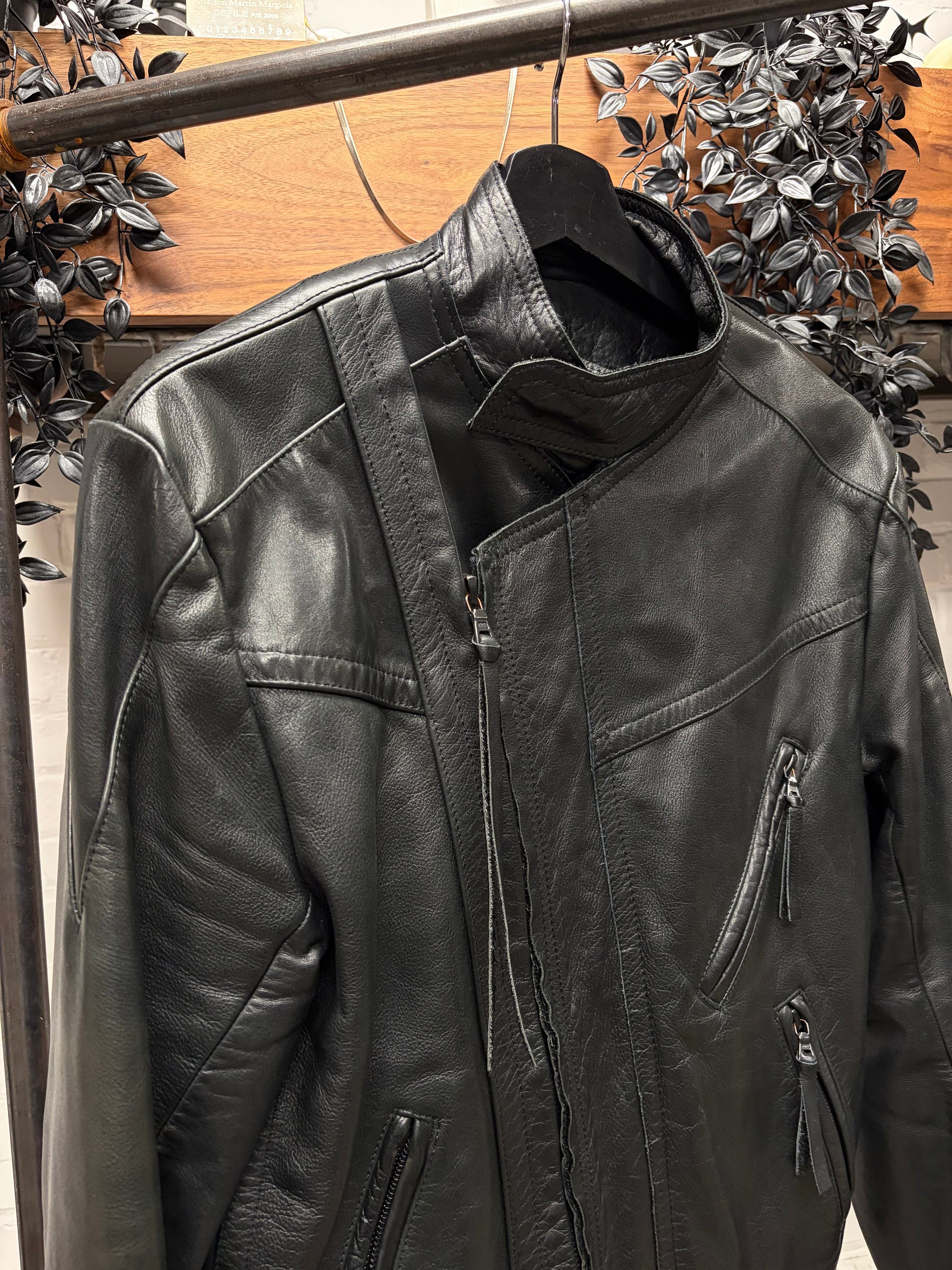 Yohji Yamamoto Yohji Yamamoto ‘Y’s’ Horse Leather Raw Cuff Moto-Jacket Size US M / EU 48-50 / 2 - 3 Thumbnail