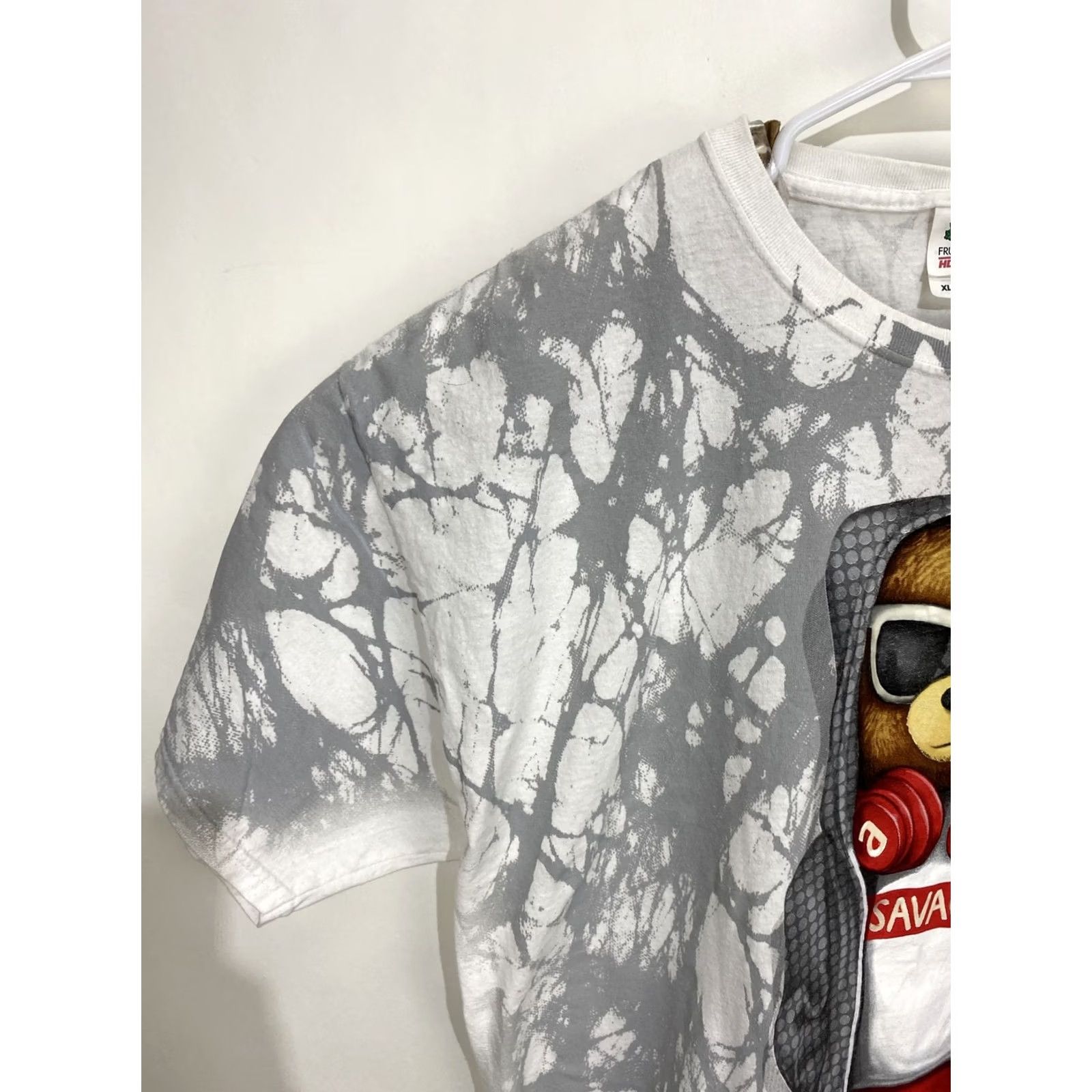 Fruit Of The Loom VINTAGE Fruit of the Loom T-Shirt Men’s XL White Savage Bear Graphic Print Crew Neck Short Sleeve Y2K 2000s Size US XL / EU 56 / 4 - 3 Thumbnail