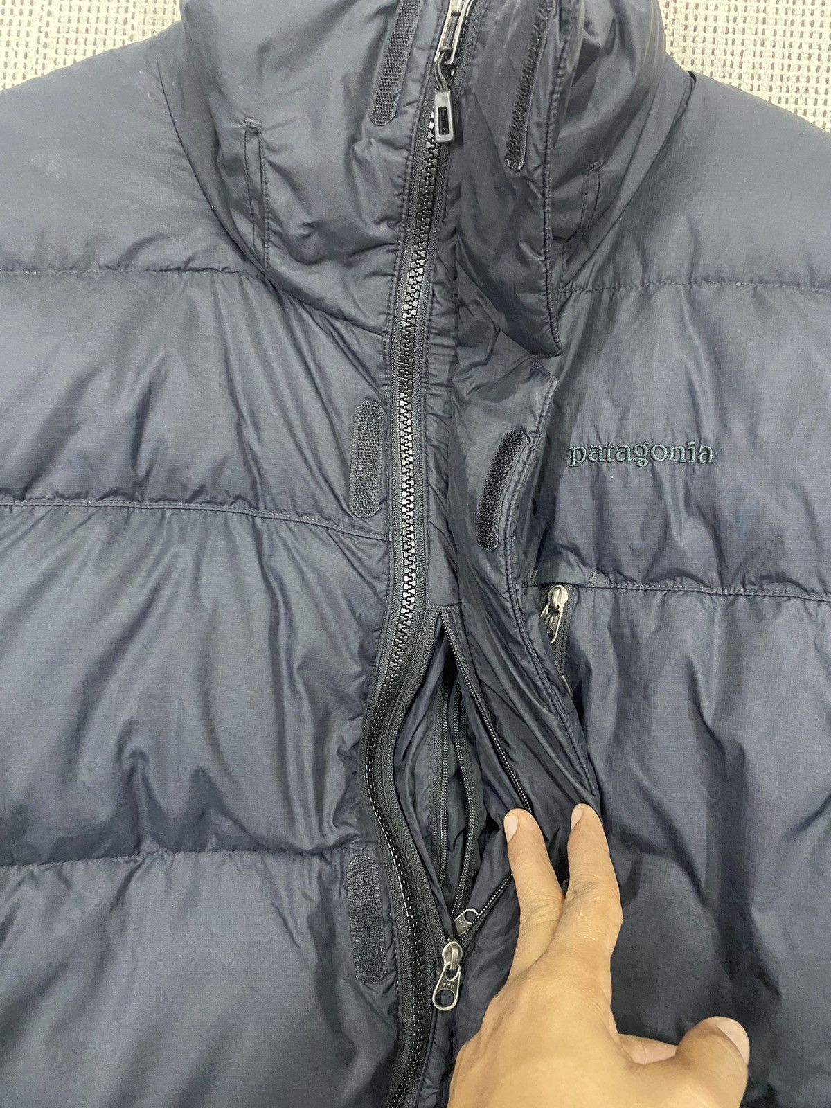 Patagonia Patagonia Classic Down Puffer Jacket Minimal Design cll Size US S / EU 44-46 / 1 - 5 Thumbnail