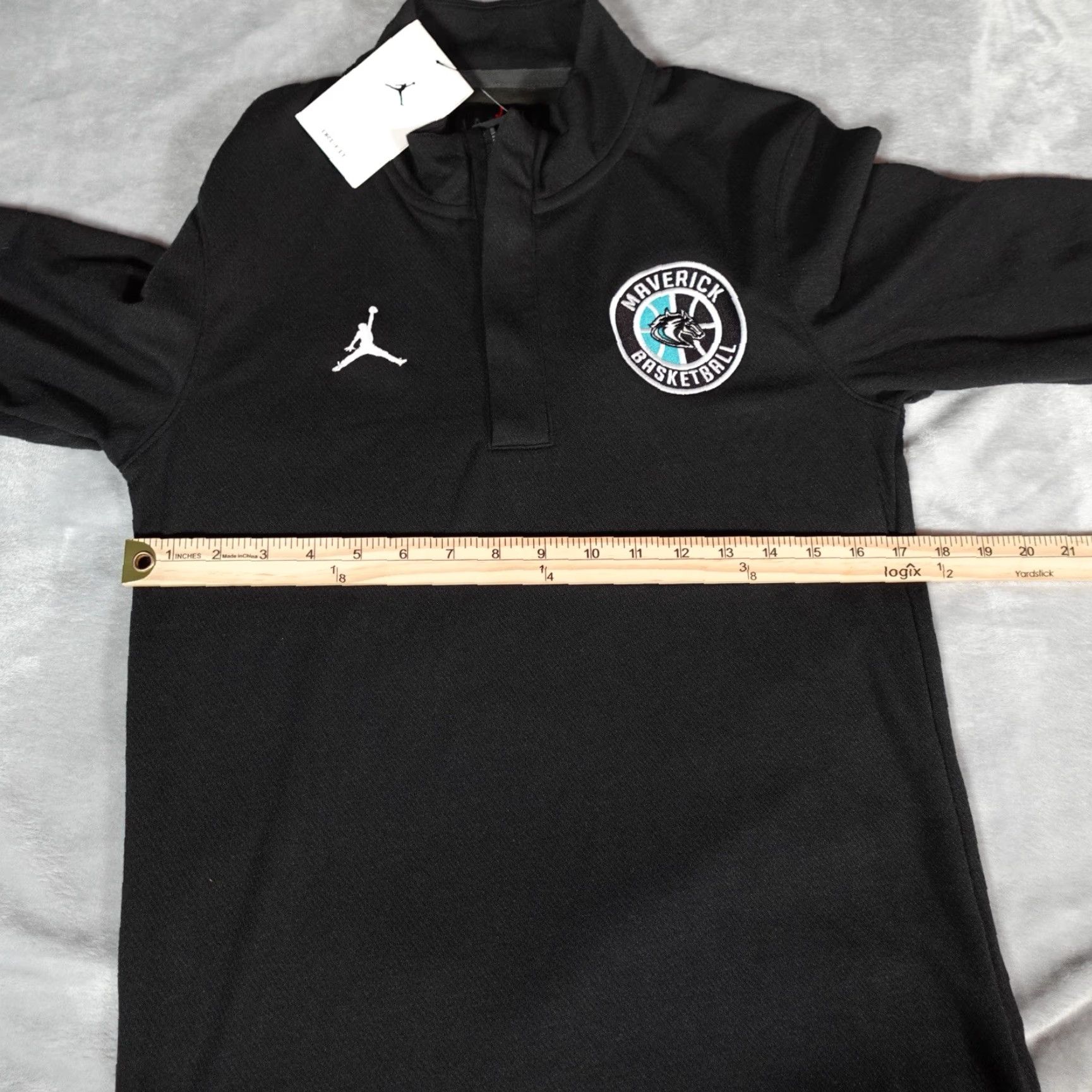 Jordan Brand Archbishop McCarthy High School Mavericks Jordan 1/4 Zip Pullover Mens XS Black Size US XS / EU 42 / 0 - 7 Thumbnail