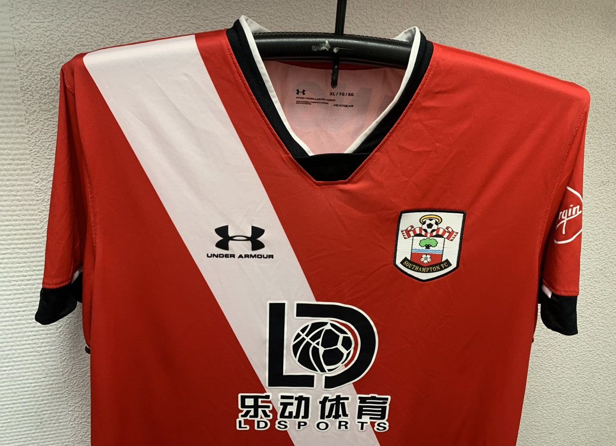 Under Armour Ings 9 Southampton under armour Xl size soccer jersey Size US XL / EU 56 / 4 - 3 Thumbnail
