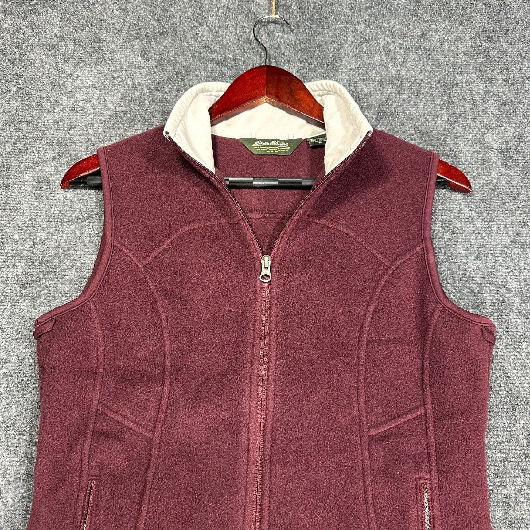 Eddie Bauer Eddie Bauer Vest Womens XS Fleece Full Zip Plum Wine Color Pockets Logo Casual Jacket (19) Size XS / US 0-2 / IT 36-38 - 3 Thumbnail