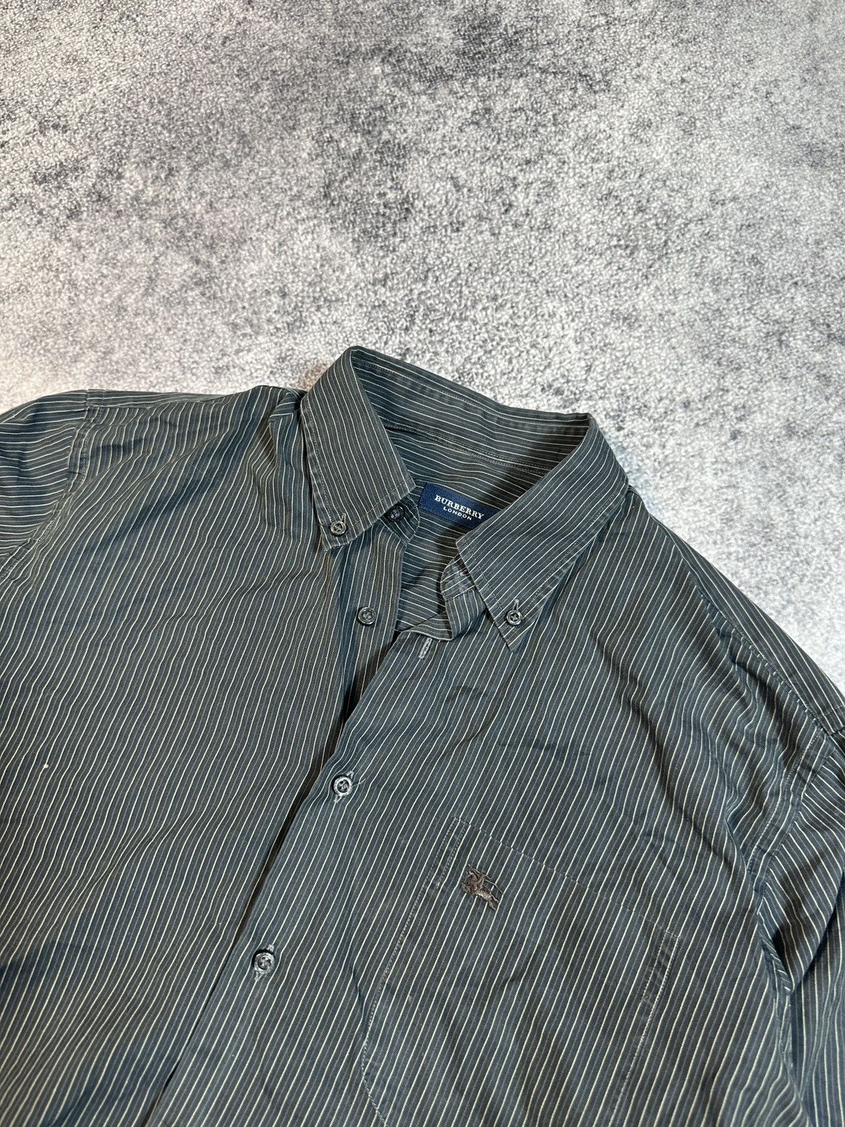 Burberry Vintage Burberry Luxury Button Up Shirts Streetwear Rare XXL Size US XXL / EU 58 / 5 - 2 Thumbnail