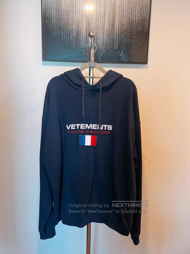 Vetements Vetements Flag Letter Embroidered Deep Blue Hoodie Size US S / EU 44-46 / 1 - 1 Thumbnail