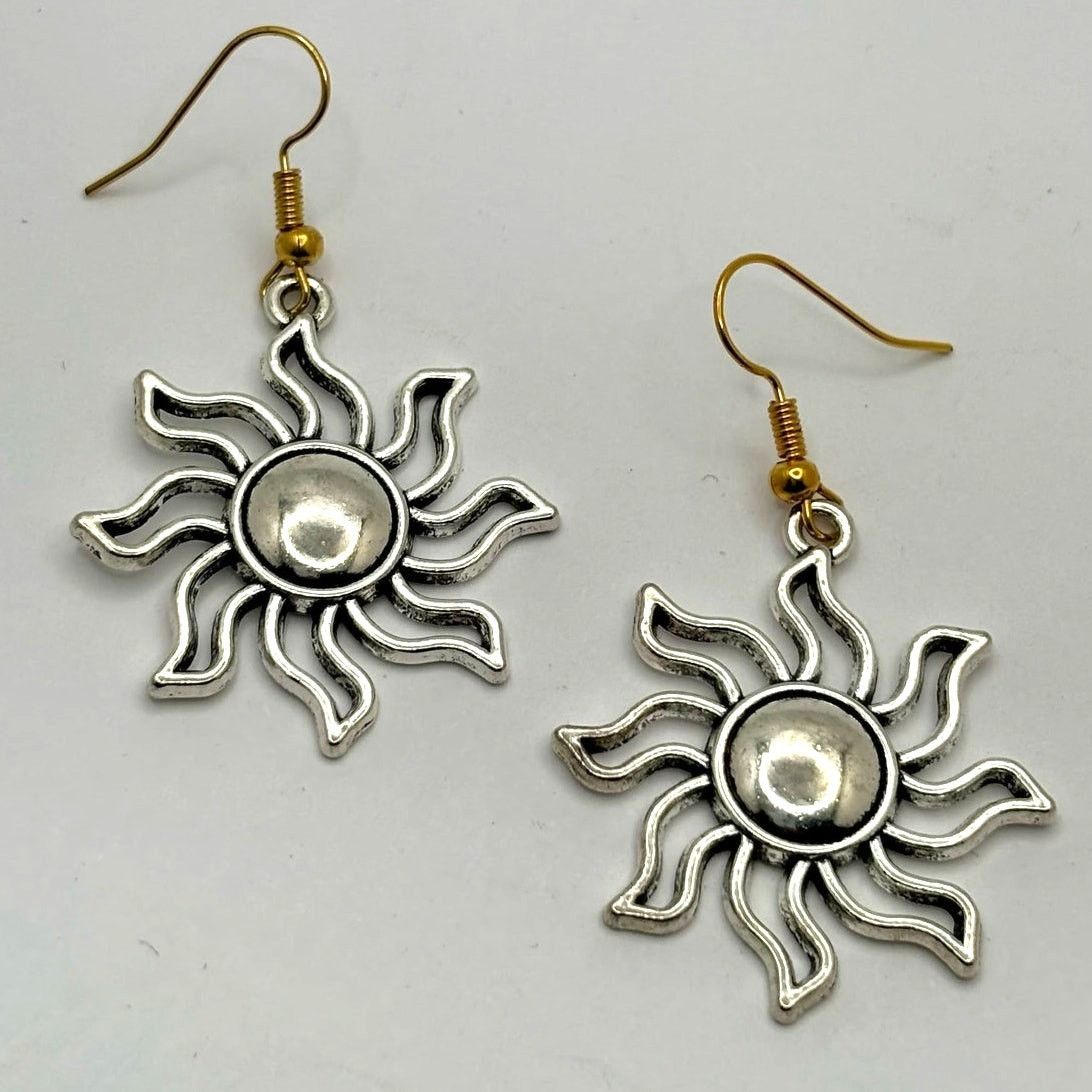 Other Gold & Silver Sun Earrings Size ONE SIZE - 1 Thumbnail