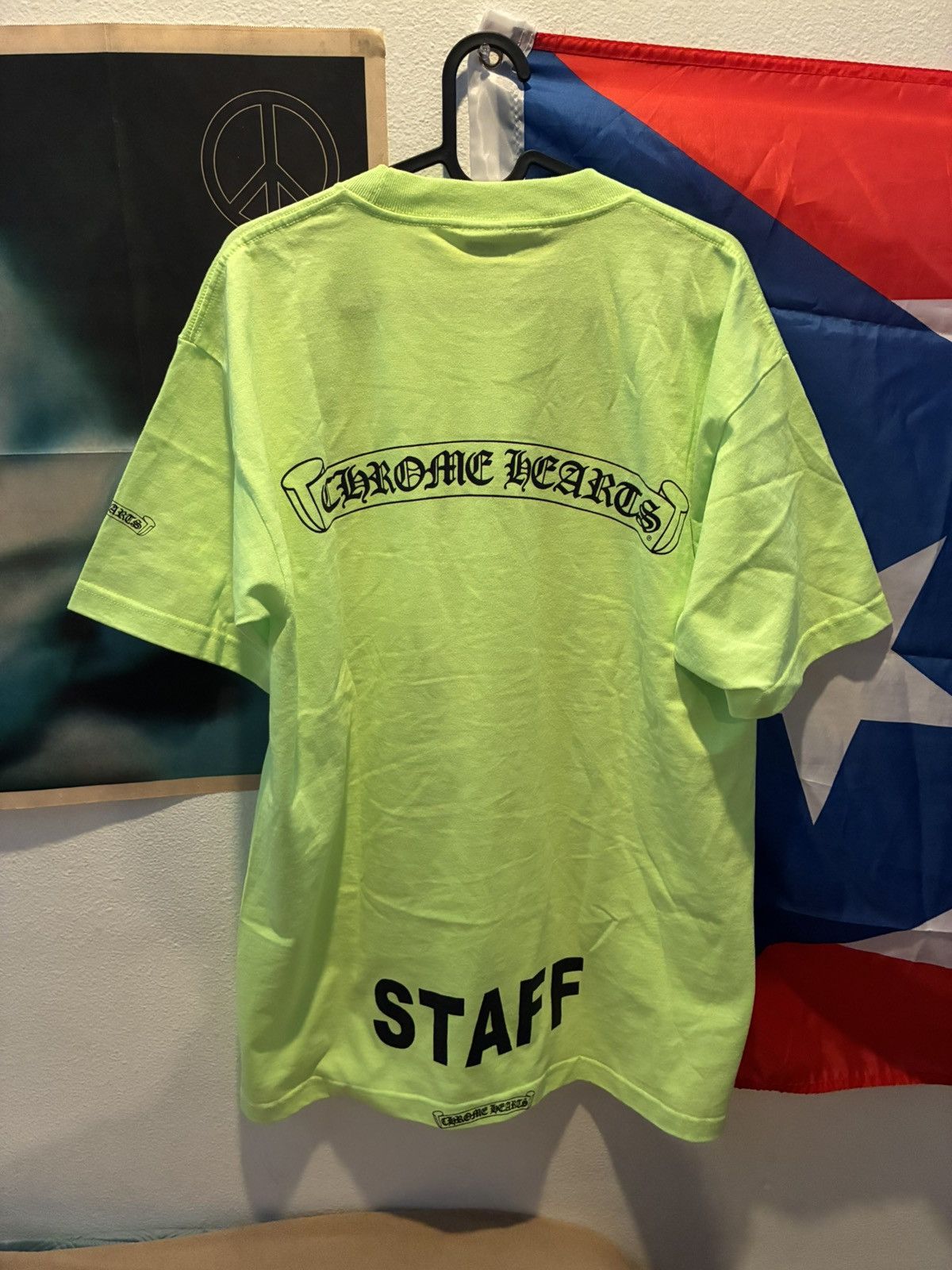 Chrome Hearts Chrome Hearts 90s Neon STAFF Scroll Shirt Size US L / EU 52-54 / 3 - 1 Thumbnail