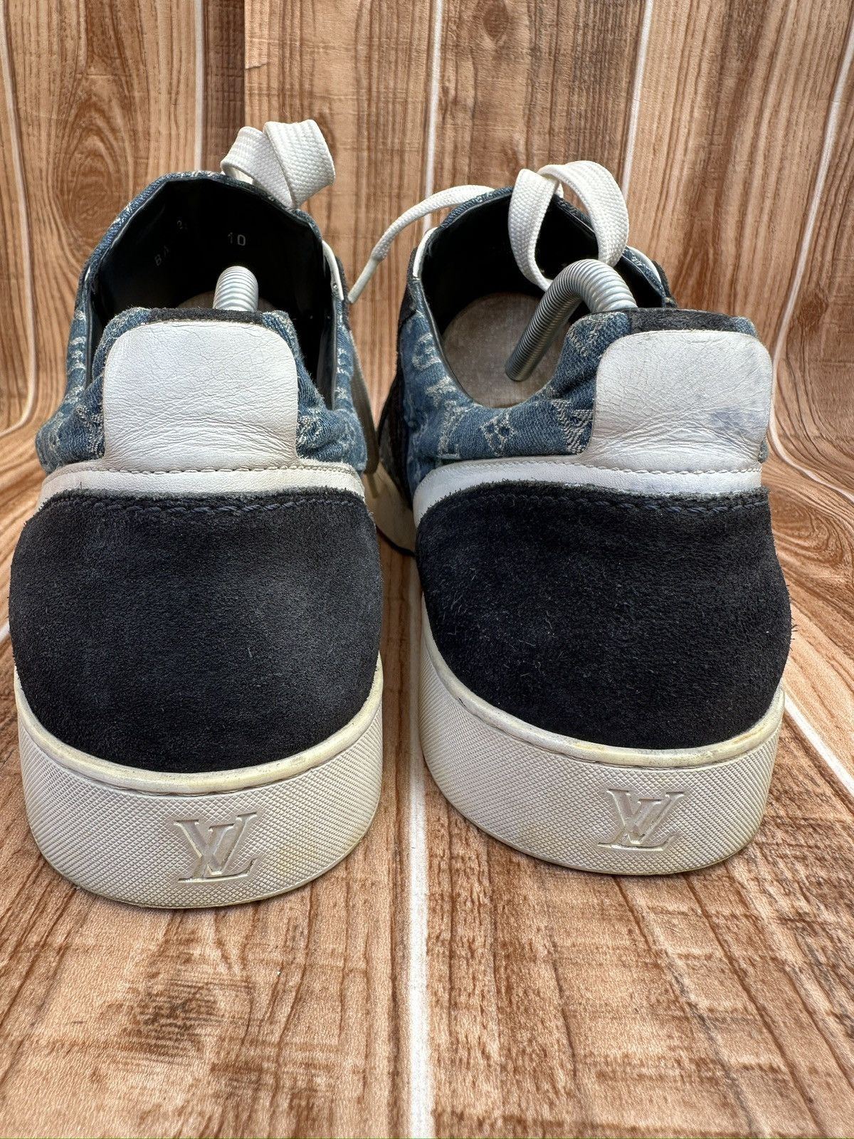 Louis Vuitton Louis Vuitton Rennes Blue Monogram Denim Sneaks Size US 10 / EU 43 - 12 Thumbnail