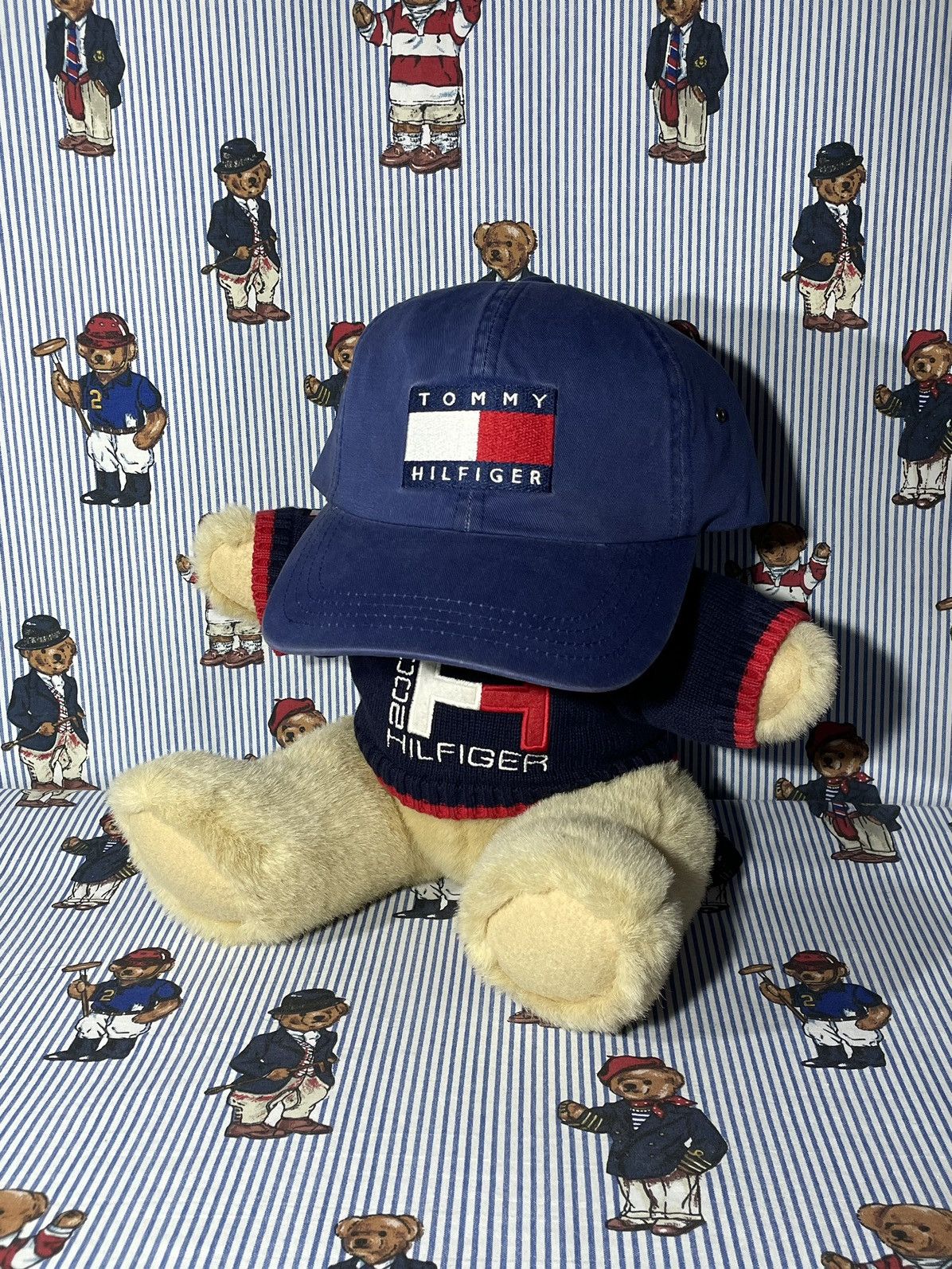 Tommy Hilfiger × Vintage Cap Tommy Hilfiger Big Flag OG Vintage 90’s Size ONE SIZE - 1 Thumbnail