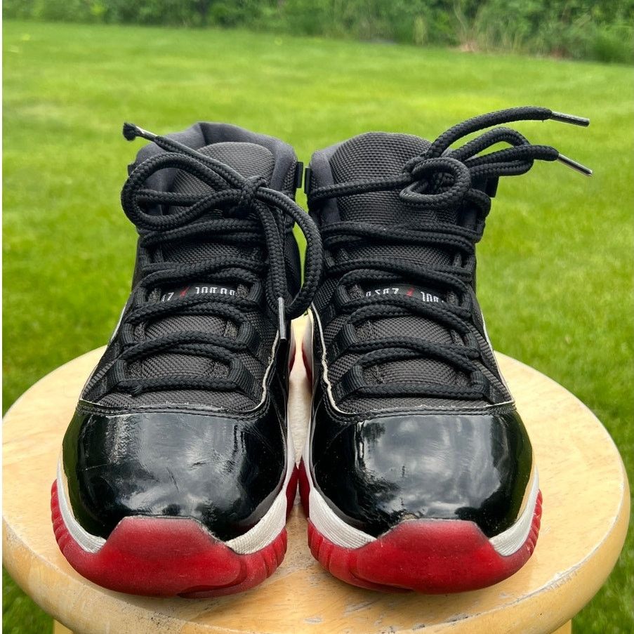 Jordan Brand × Nike Nike Air Jordan 11 Retro Bred 2019 Men's Shoes - Size 7 Size US 7 / EU 40 - 5 Thumbnail