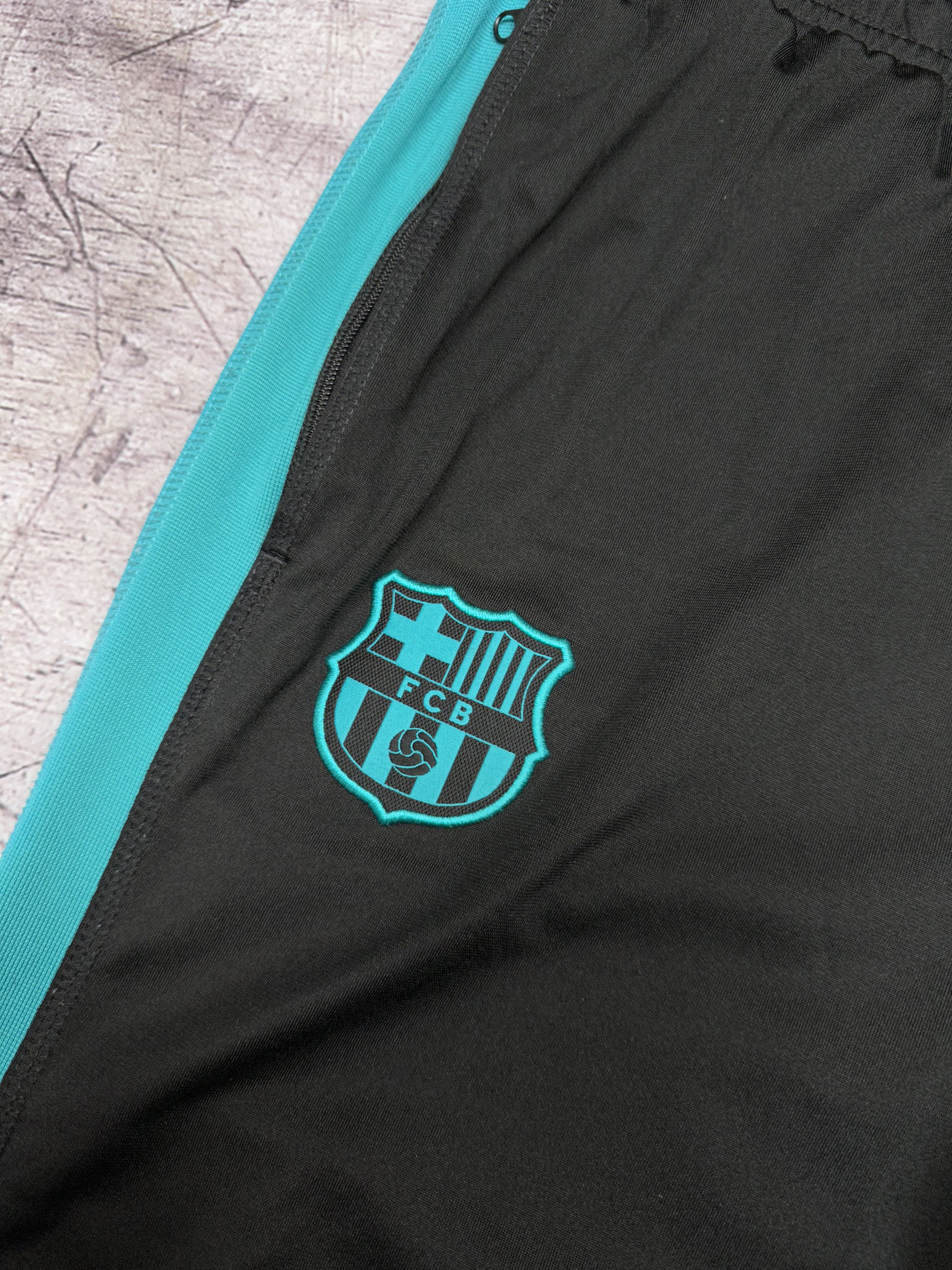 Nike Nike Dri Fit F.C. Barcelona Mens Track Pants Size US 32 / EU 48 - 3 Thumbnail