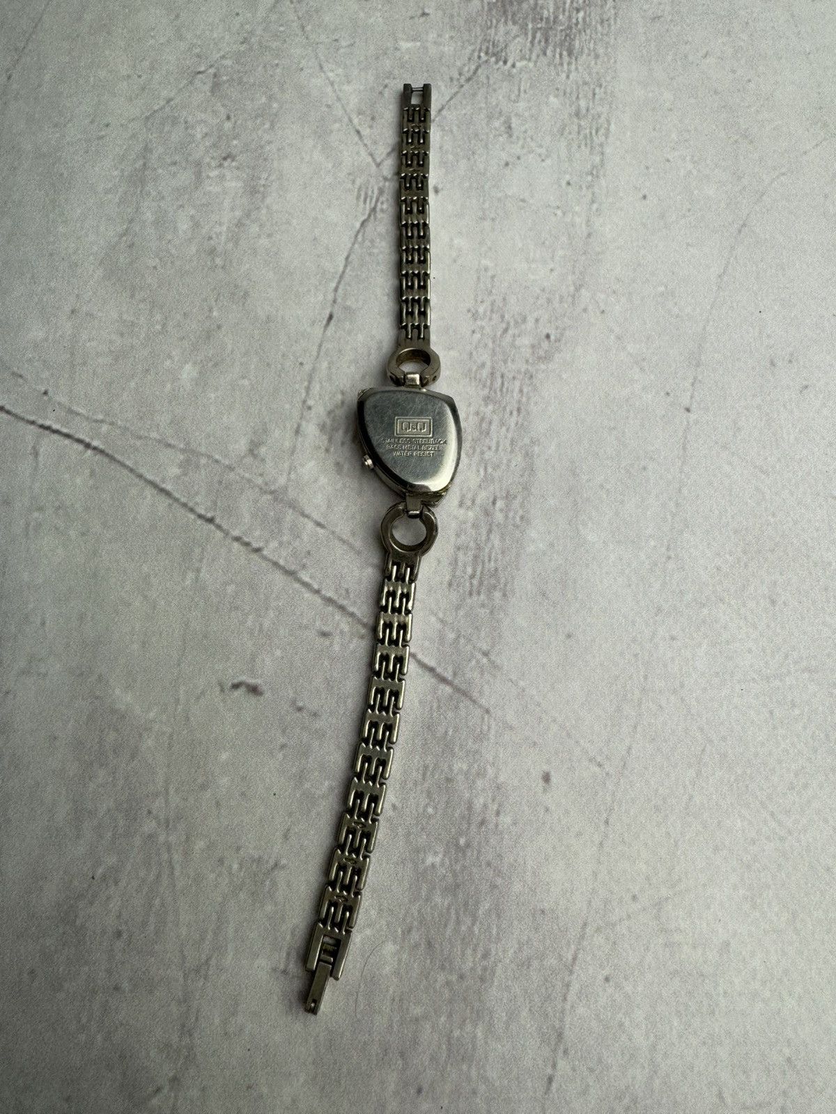 Japanese Brand Q&Q Japanese Style Watch Vintage Size ONE SIZE - 5 Thumbnail