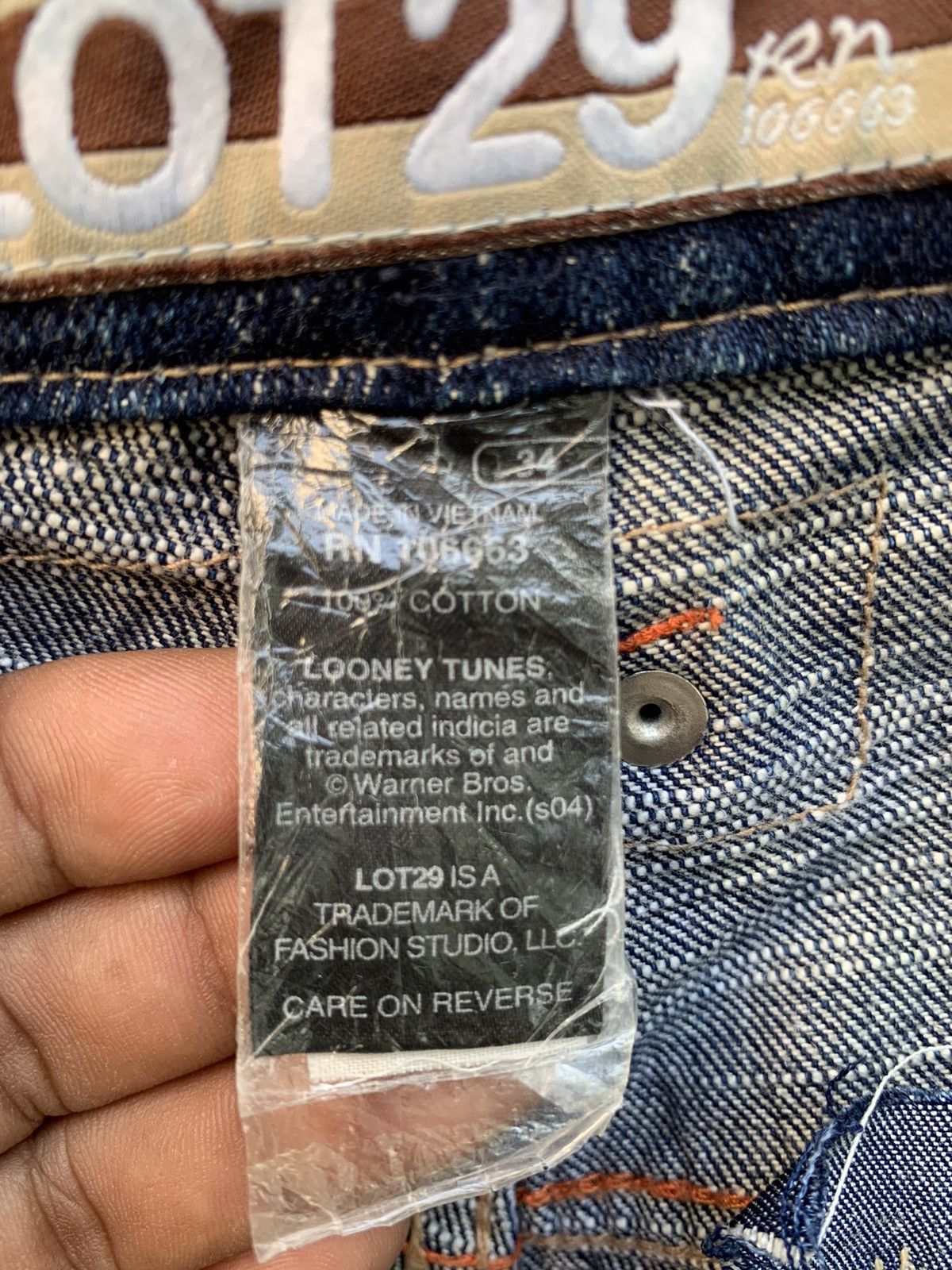 Cartoon Network Lot 29 Wile E. Coyote Road Runner Baggy Denim Pants Size US 32 / EU 48 - 24 Thumbnail