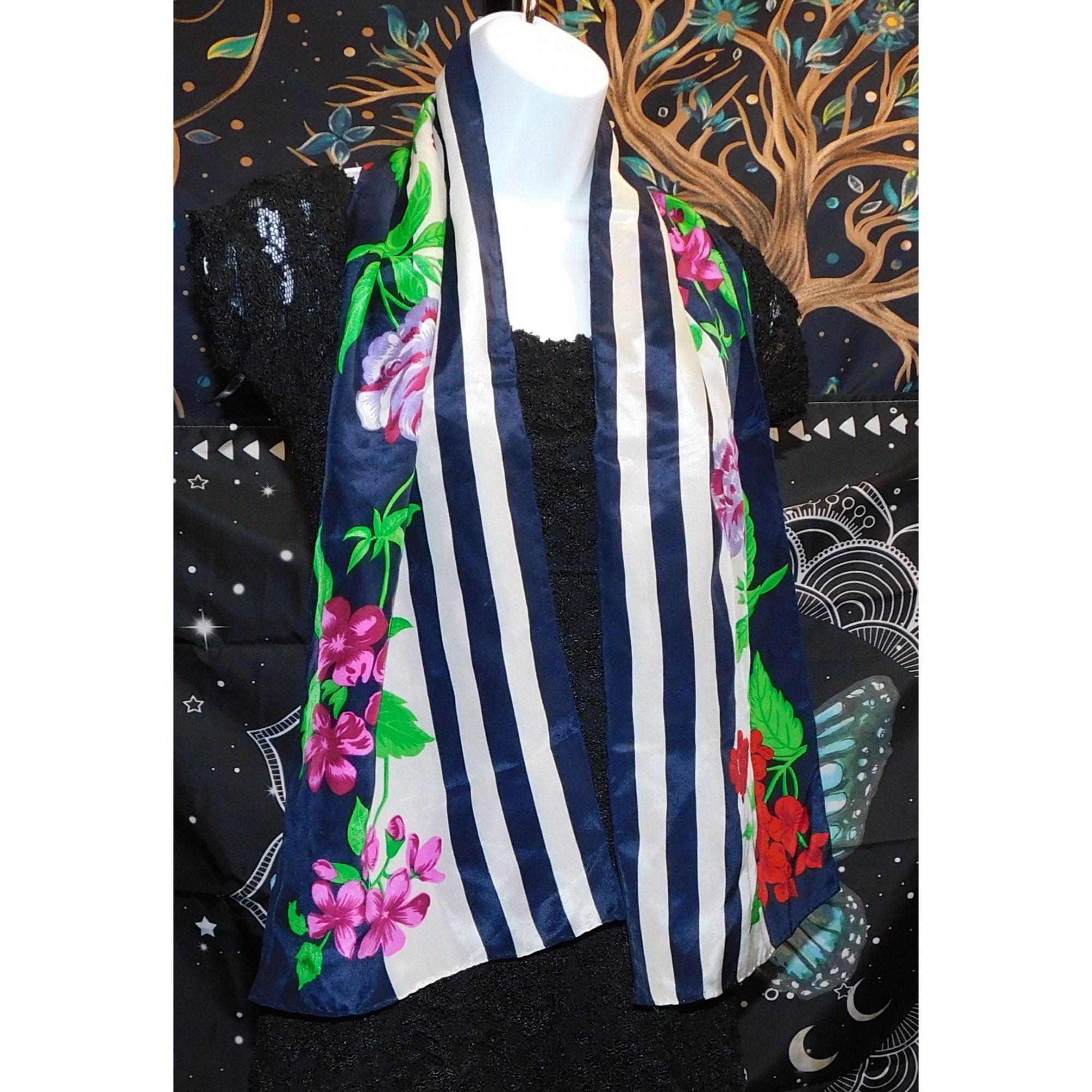 Other Preppy Floral Striped Satin Scarf With Red & Pink Flowers Na Size ONE SIZE - 4 Thumbnail