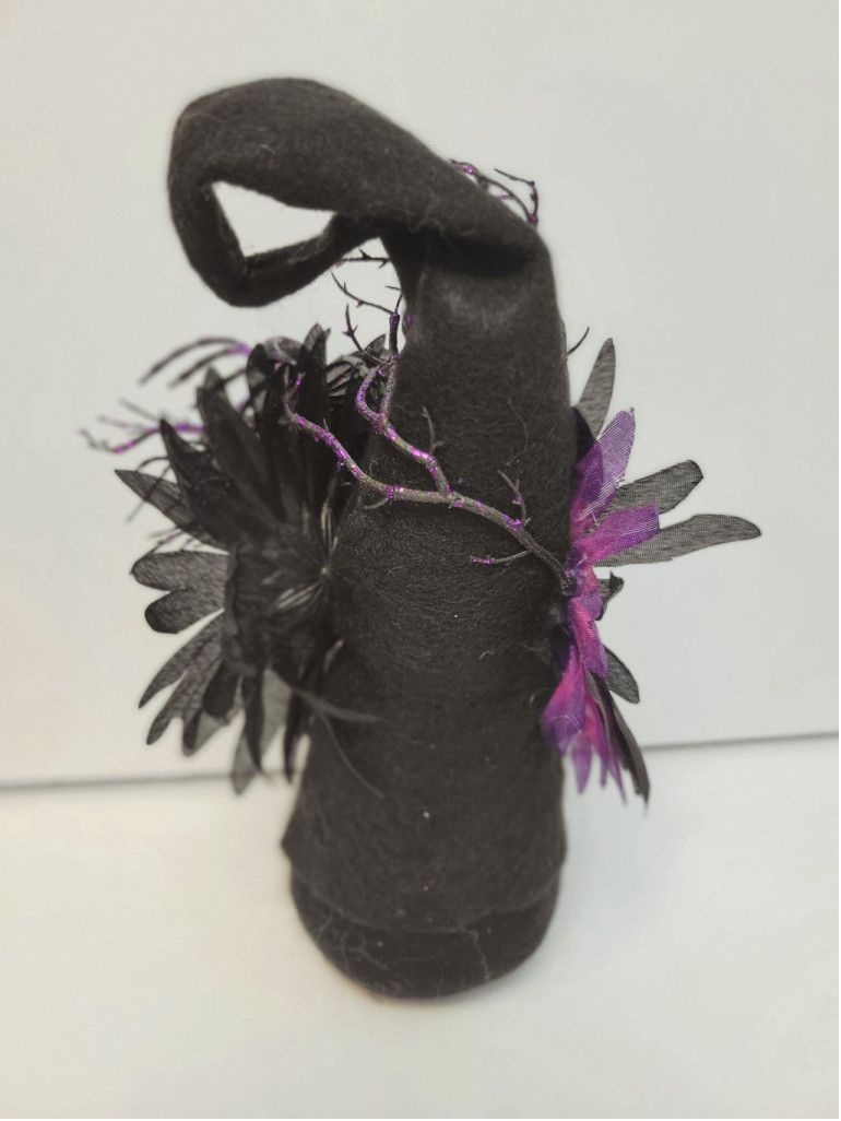 Handmade Spooky glam, dark Elegance, Halloween Gothic gnome Size ONE SIZE - 7 Thumbnail