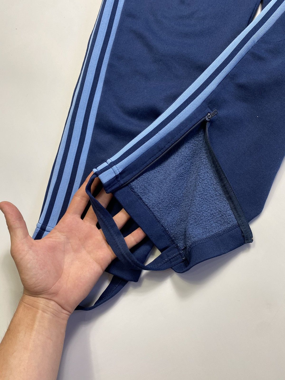 Adidas Rare!! Adidas Originals 70s Vintage Track Suit Made in Korea Size US M / EU 48-50 / 2 - 22 Thumbnail