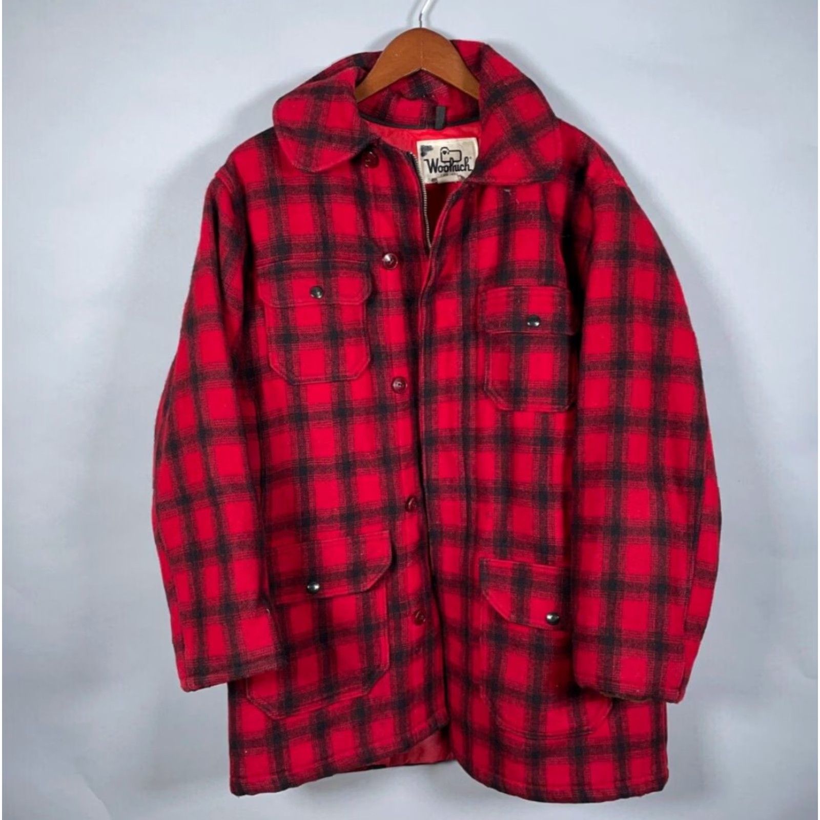 Vintage VINTAGE Woolrich Jacket Men Warmer Plaid Wool Coat 44 Red Black 80s 90s Outdoor Quilted Pockets Mens Size US S / EU 44-46 / 1 - 2 Thumbnail