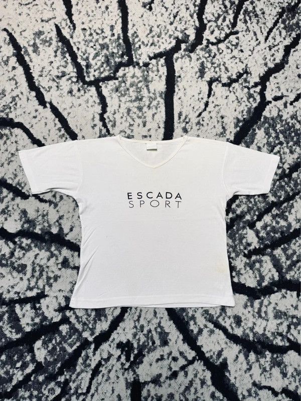Escada Vintage Escada T-shirt white logo L Size US L / EU 52-54 / 3 - 1 Thumbnail